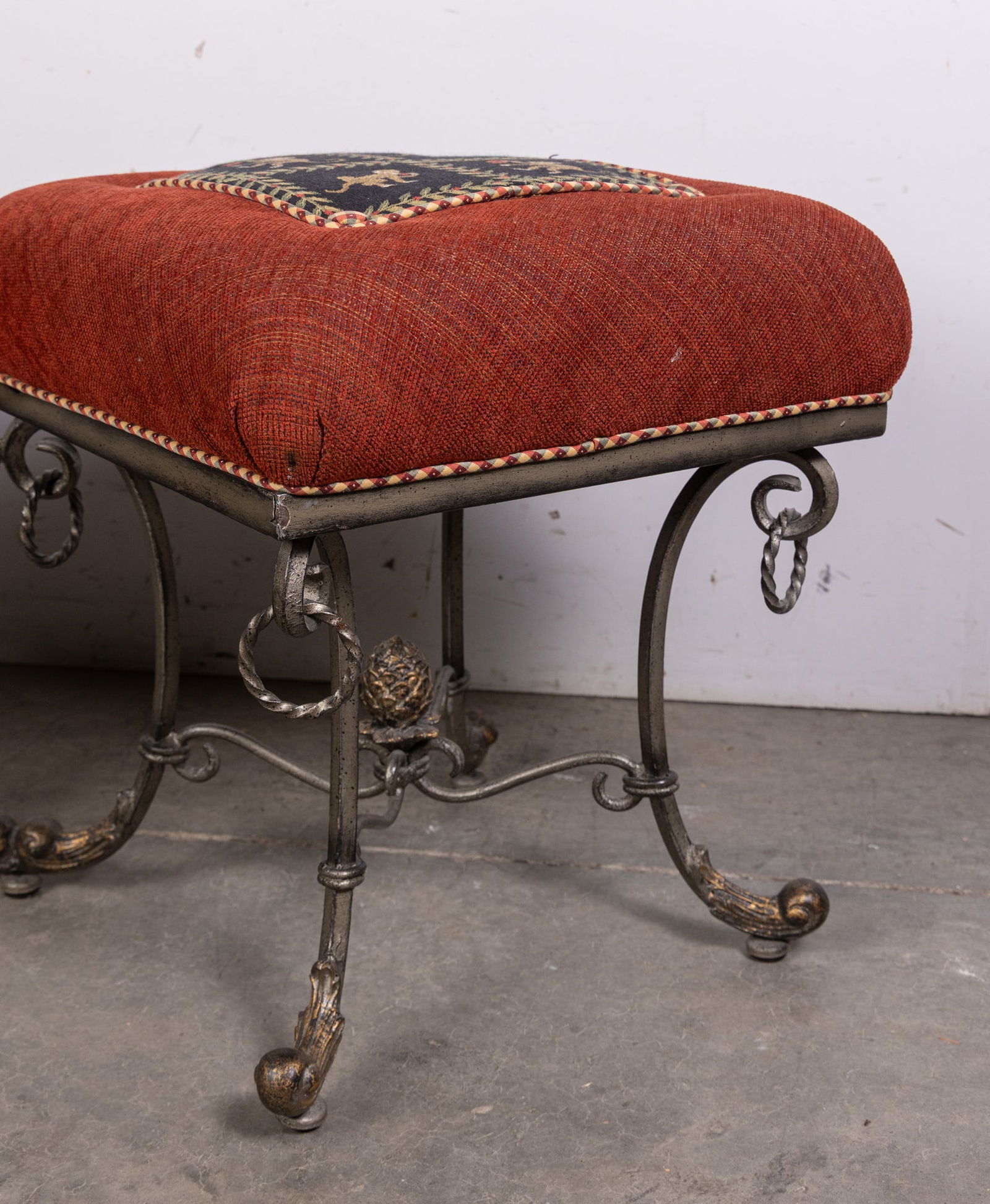 Vintage Monkey Motif Dual Upholstered Accent Bench - 5