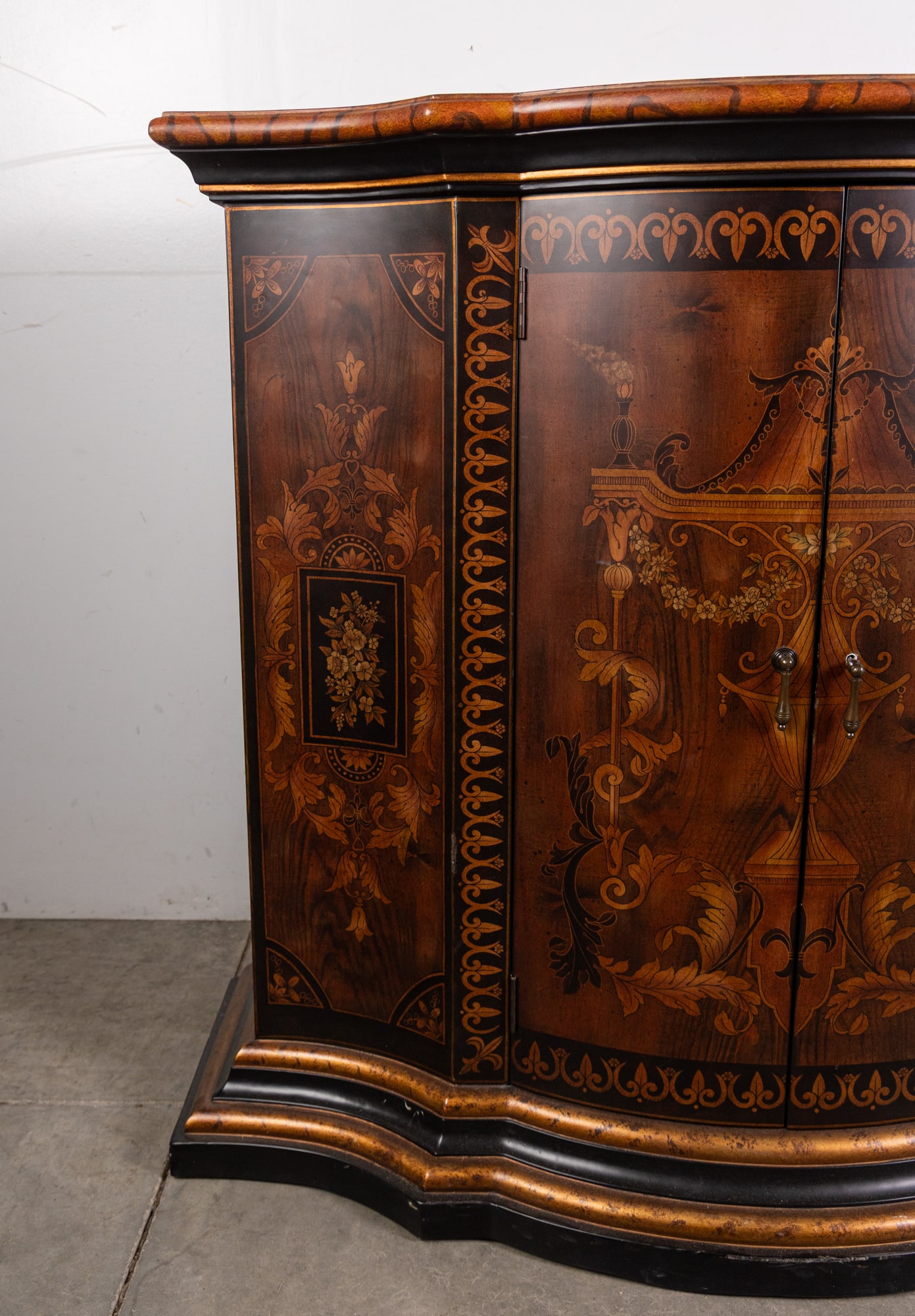 1980's Decorative Crafts Inc. Handcrafted Imports Bar - 3