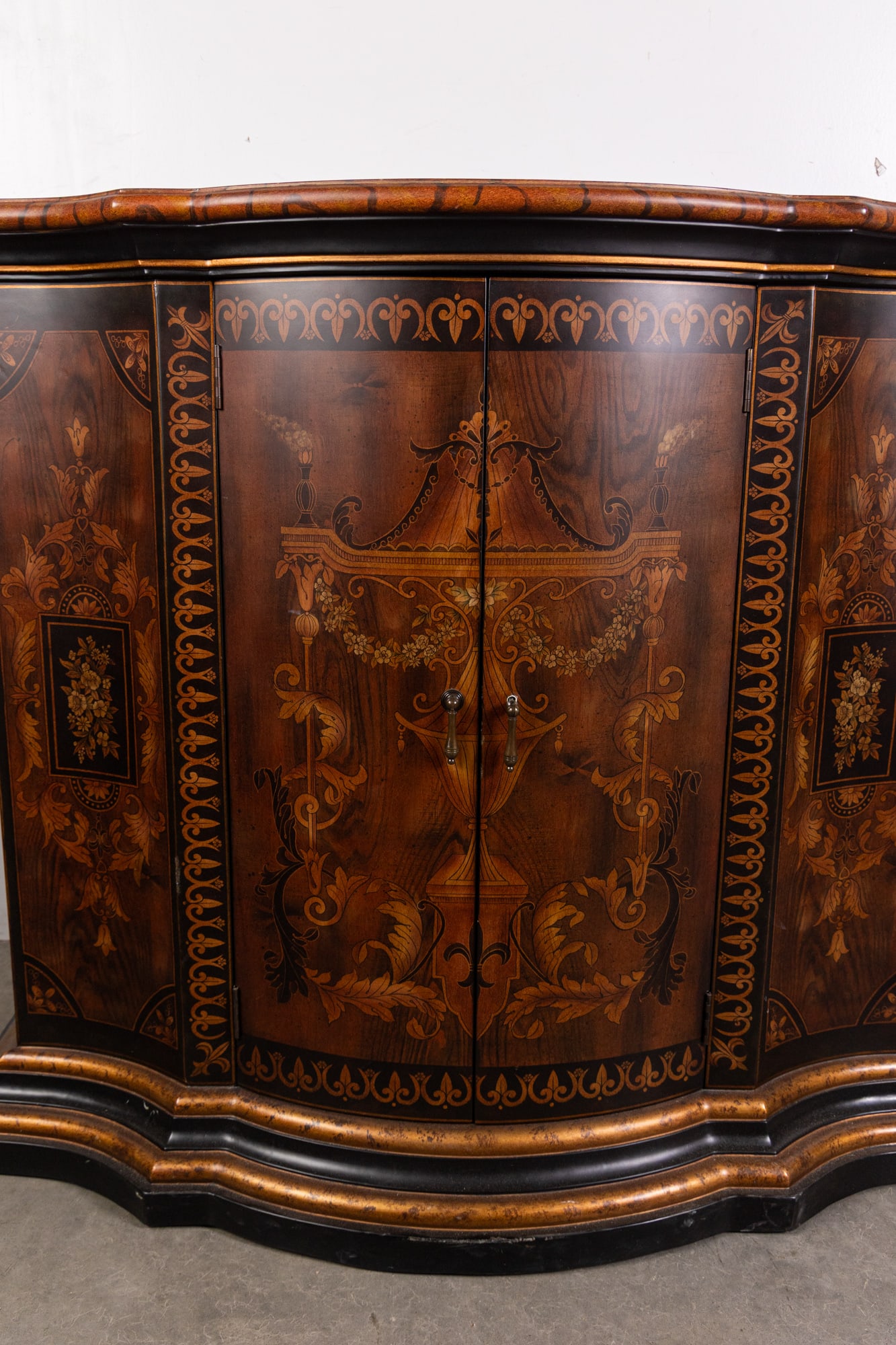 1980's Decorative Crafts Inc. Handcrafted Imports Bar - 4