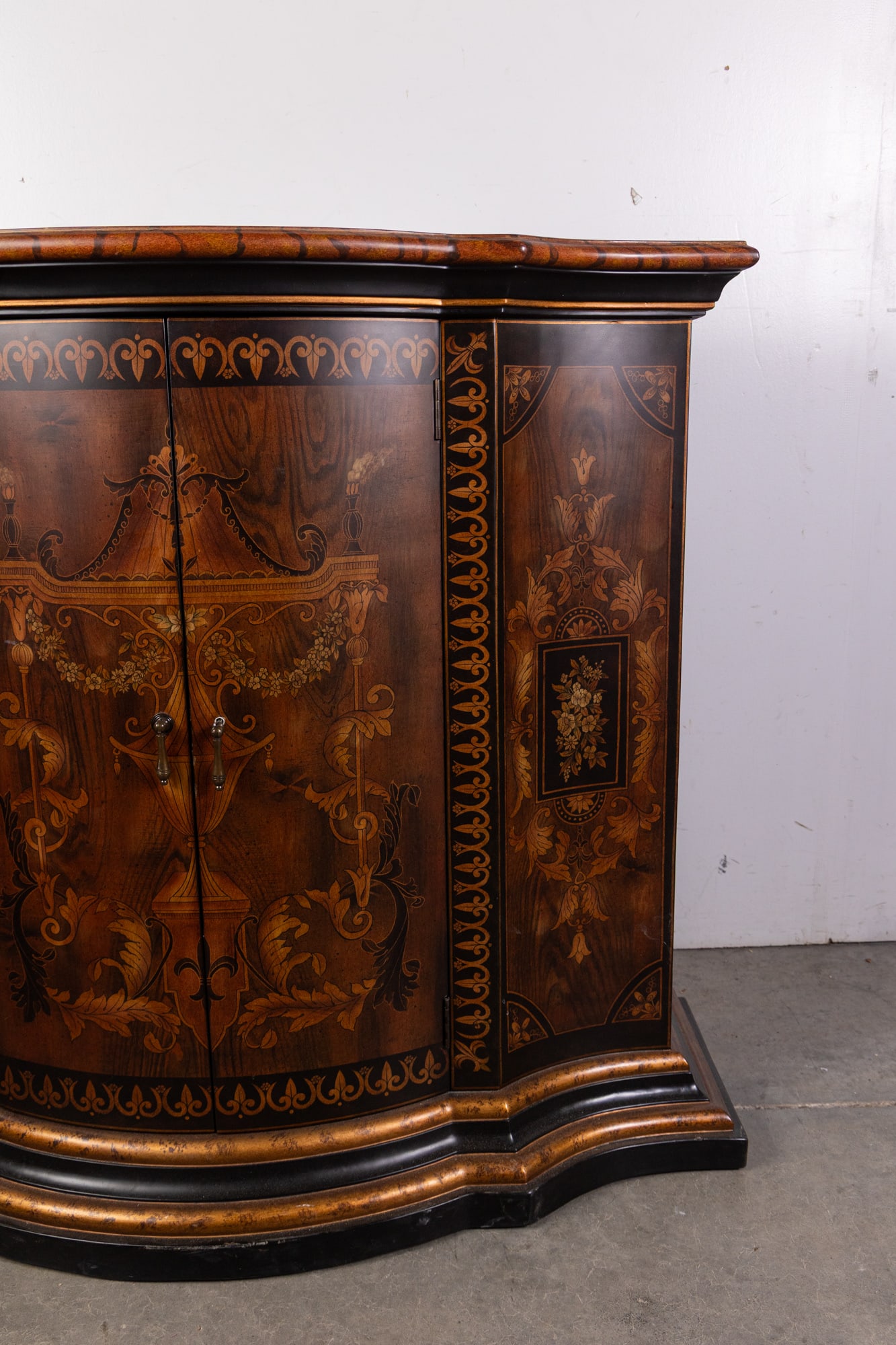 1980's Decorative Crafts Inc. Handcrafted Imports Bar - 5