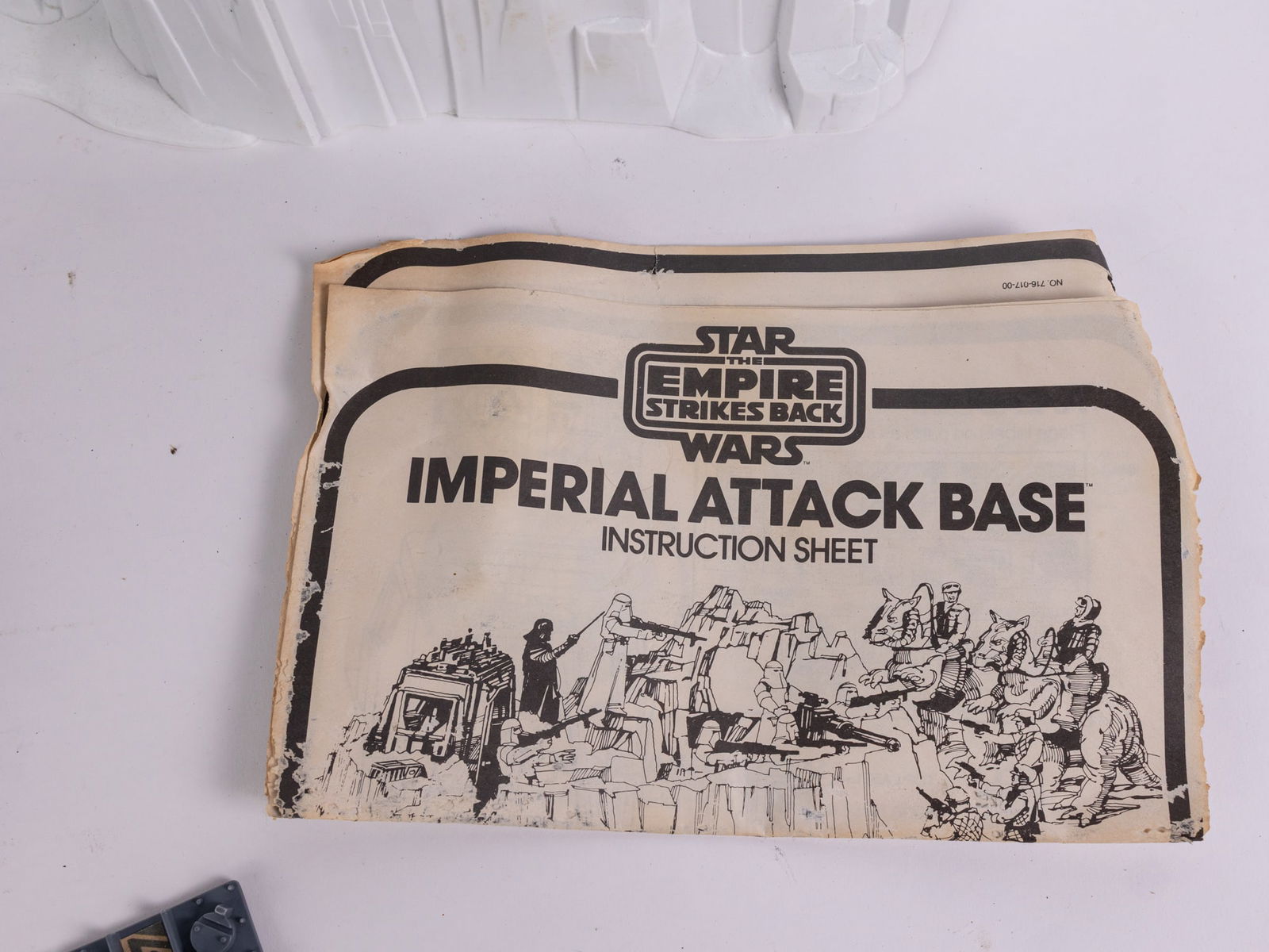 Kenner Star Wars Empire Strikes Back Imperial Attack Base Playset IOB - 7