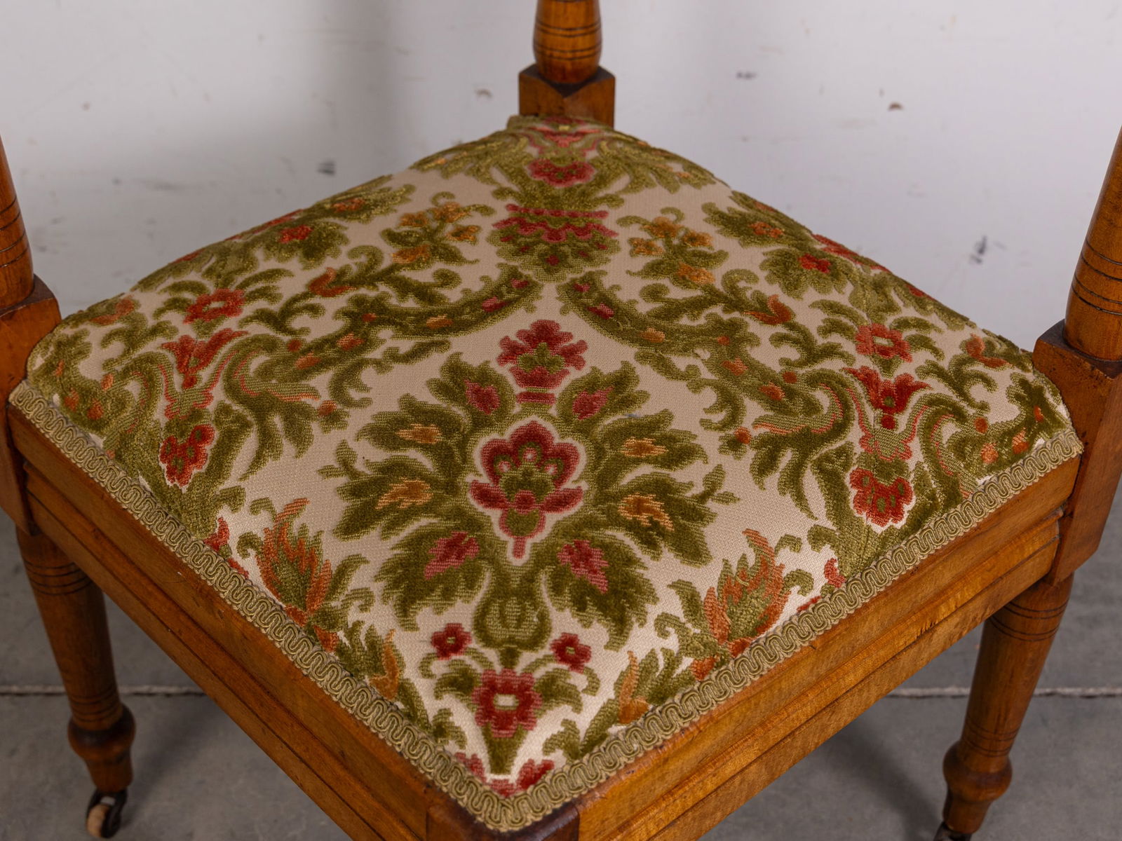 Antique Eastlake Victorian Corner Chair - 2