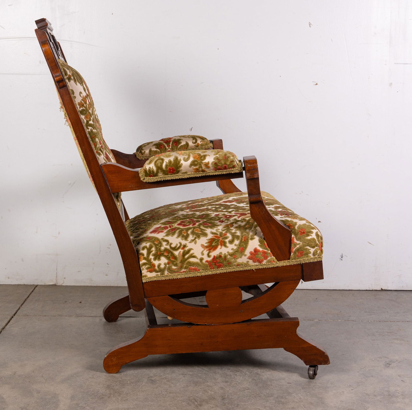 Antique Eastlake Victorian Rocking Chair - 4