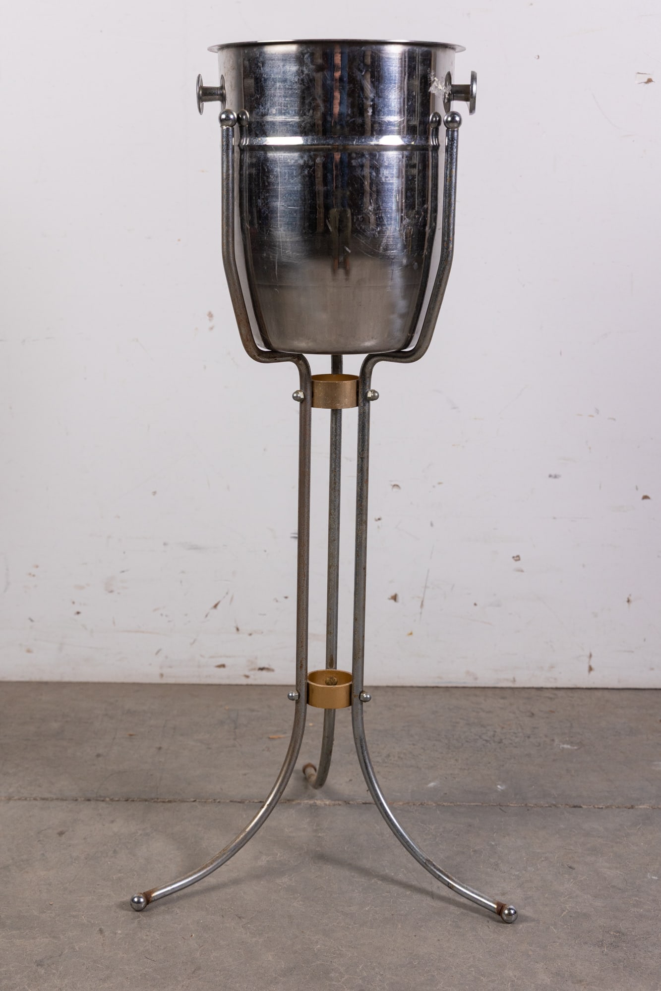 Vintage Modern Chrome Standing Champagne Bucket - 5