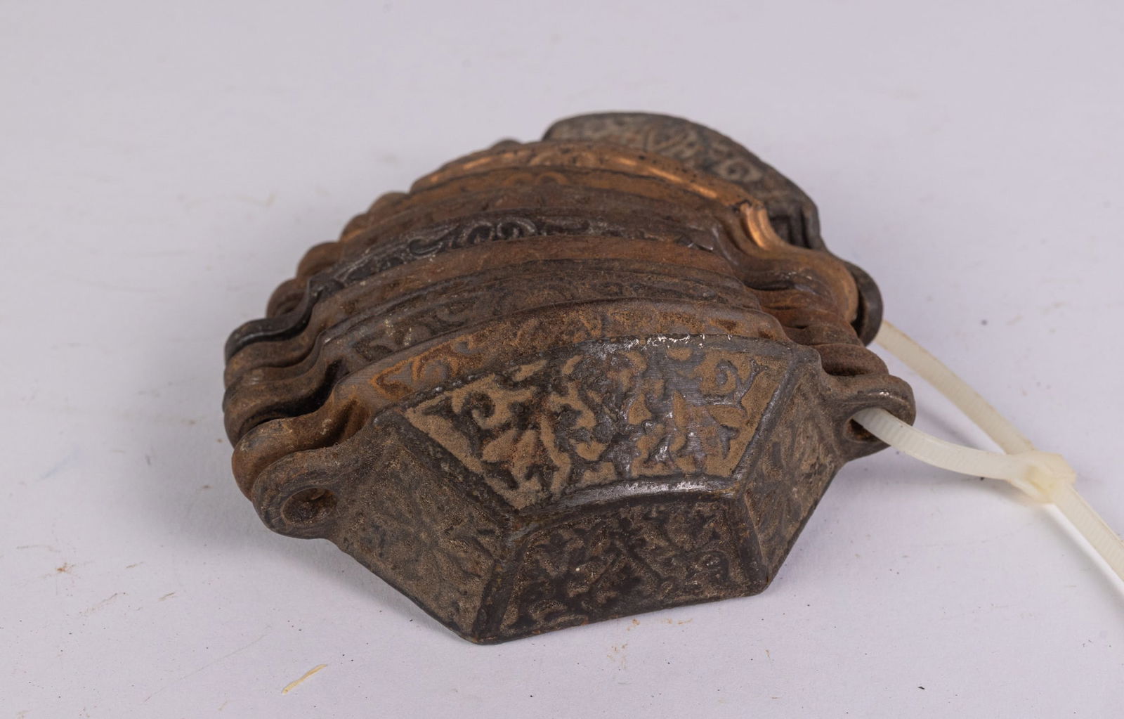 Lot of Eleven Cast Iron Victorian Drawer Pulls (1 of 5)