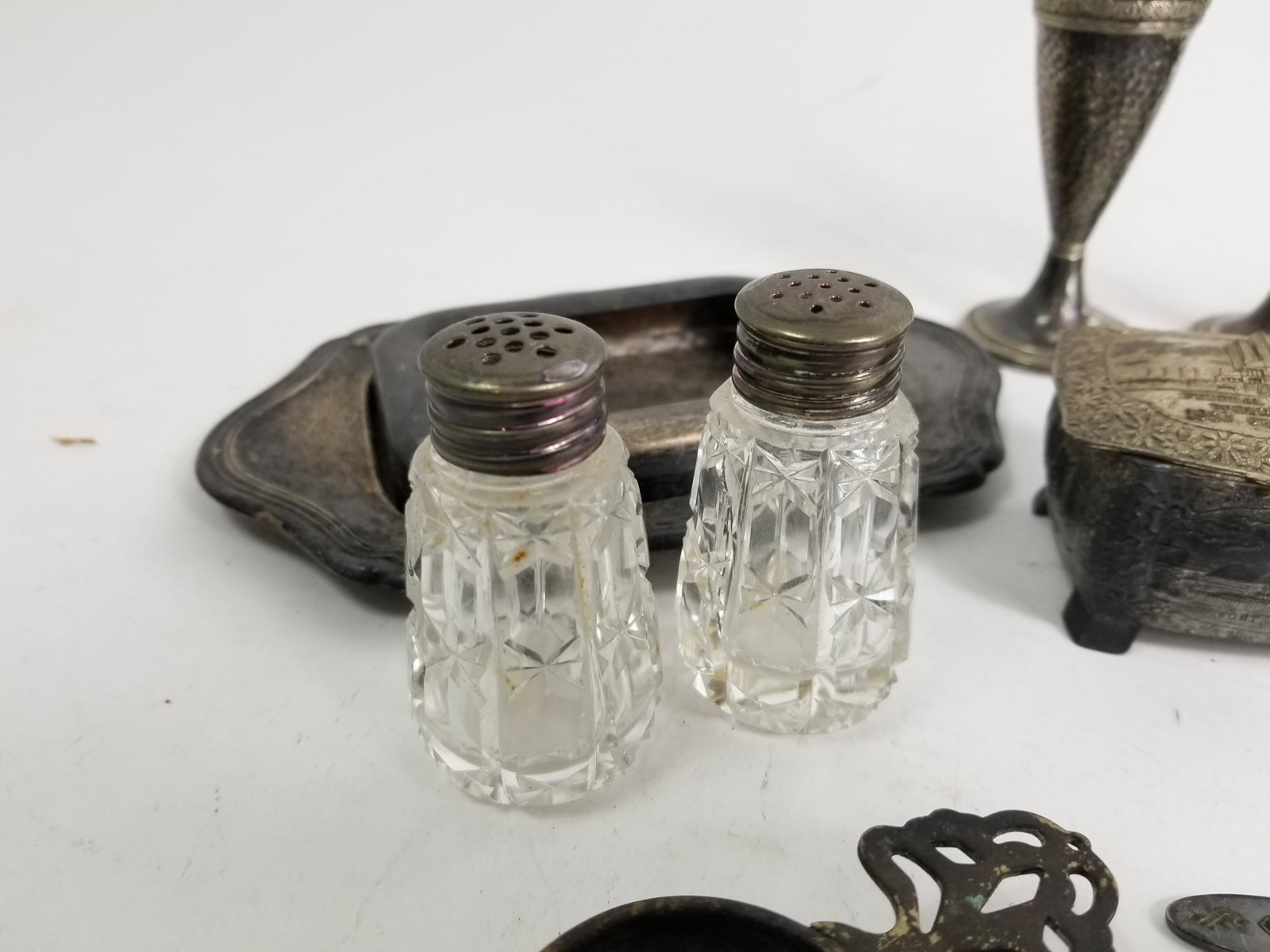 Assortment of Antique Silver Plate Articles - 6