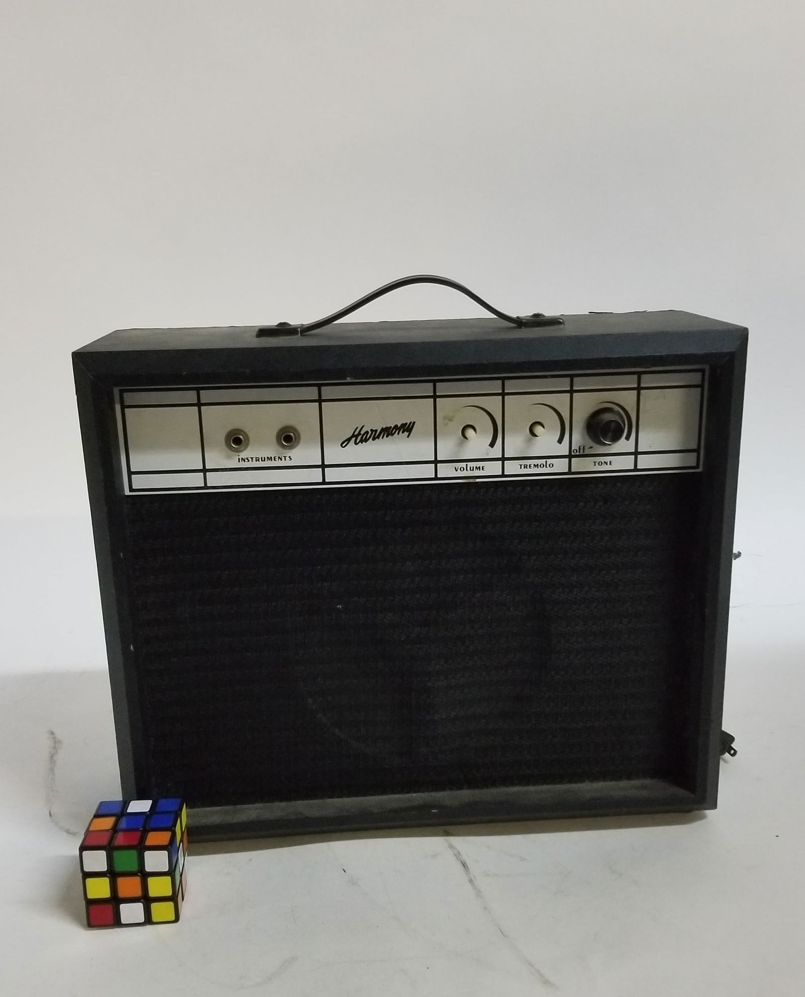 Vintage Harmony Amplifier - 3