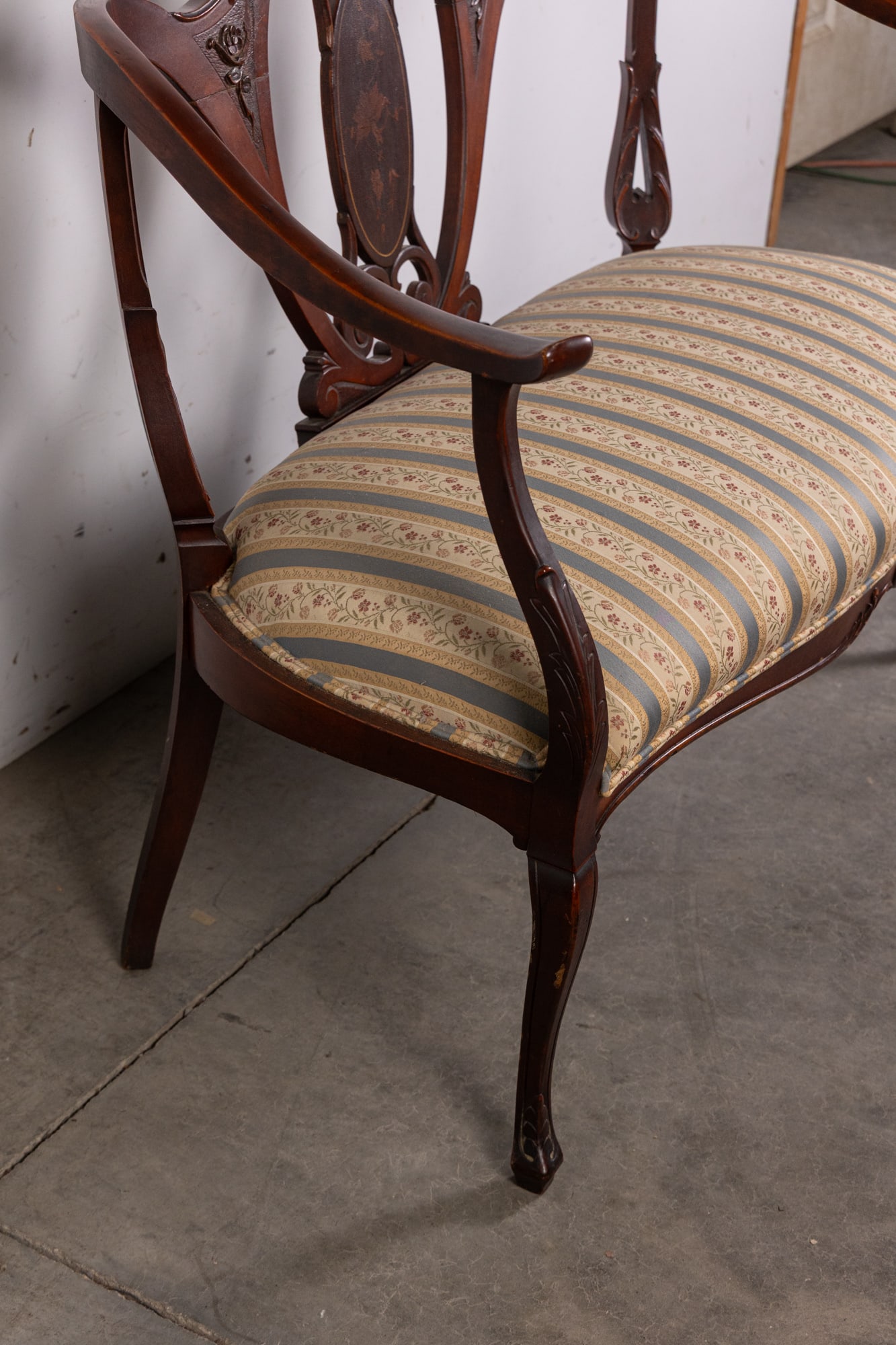 Antique Early 20th Century Settee - 7