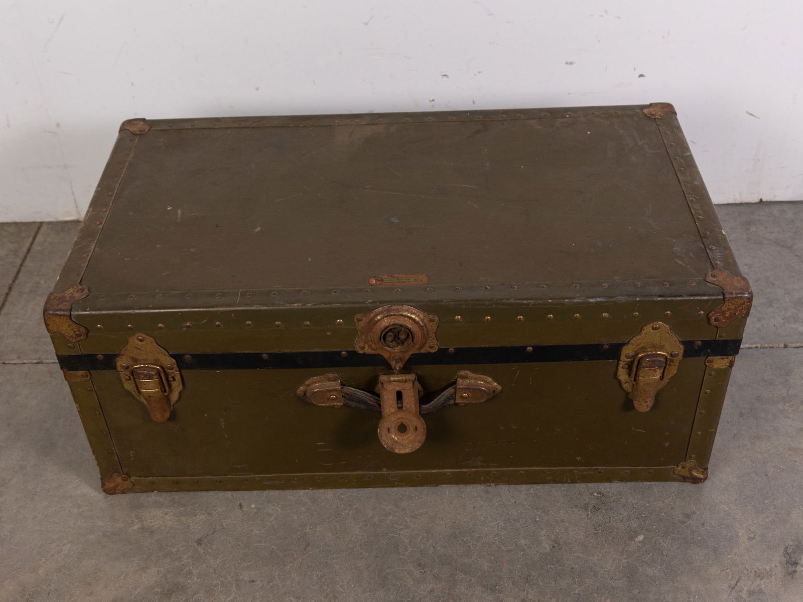 Vintage U.S. Army Footlocker - 2