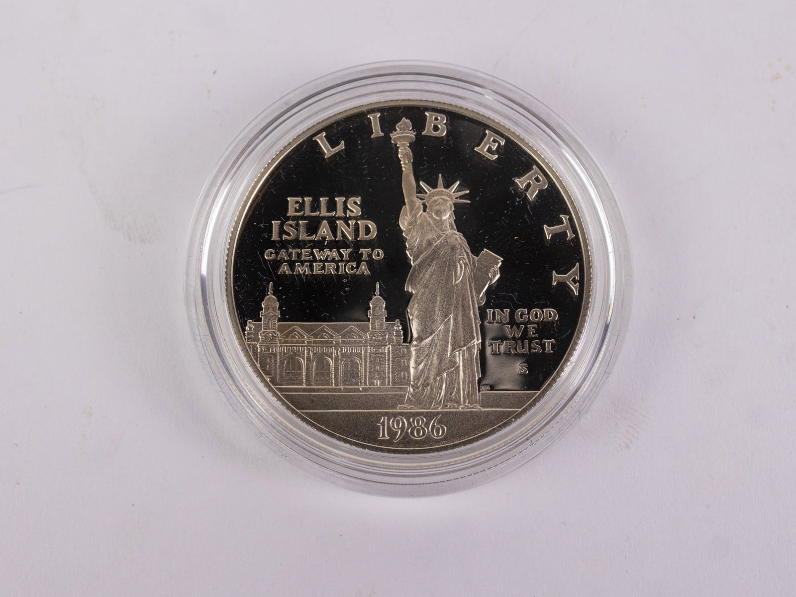 1986 U.S. Liberty Silver Dollar - 3