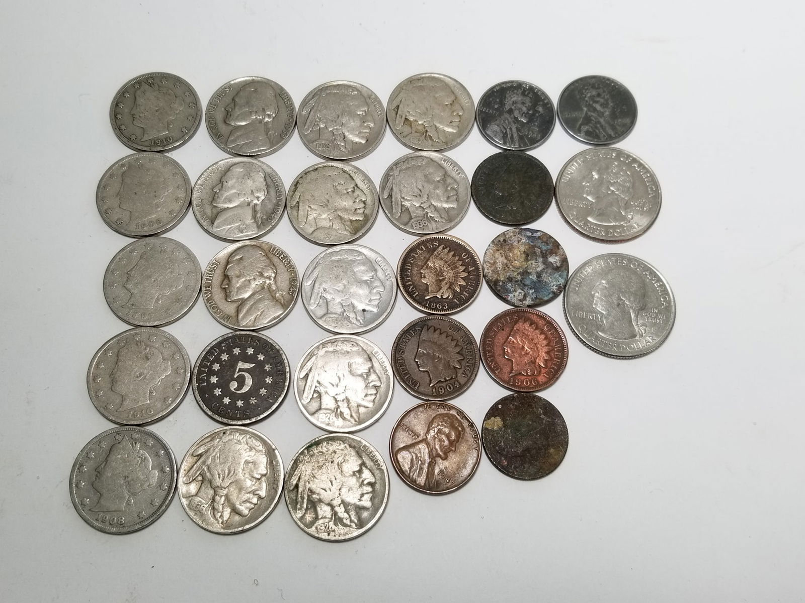 Assortment of Coins including Indian Head Cents - 4