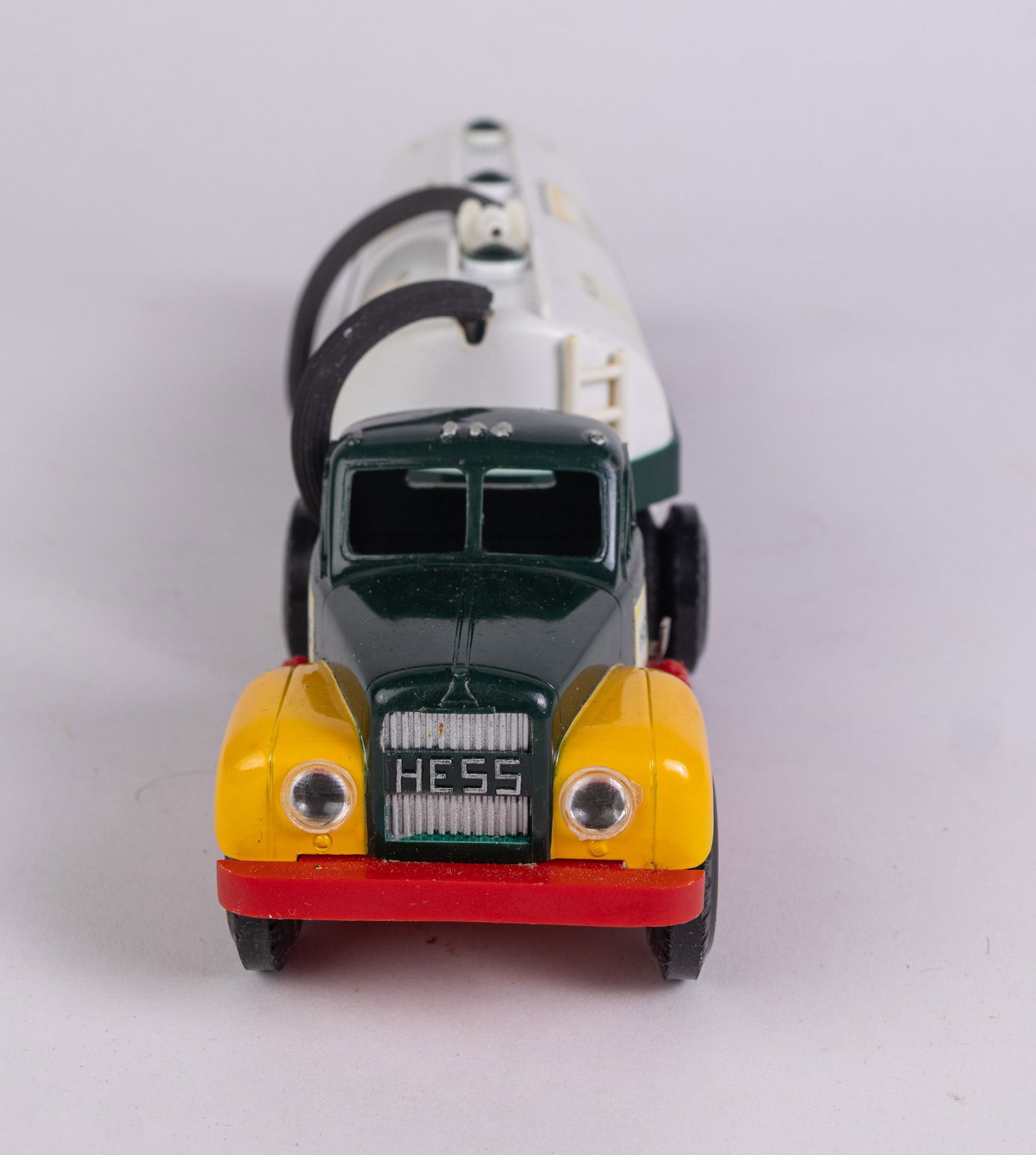 1964 Hess Tank Trailer Truck [The First Hess Truck] - 3