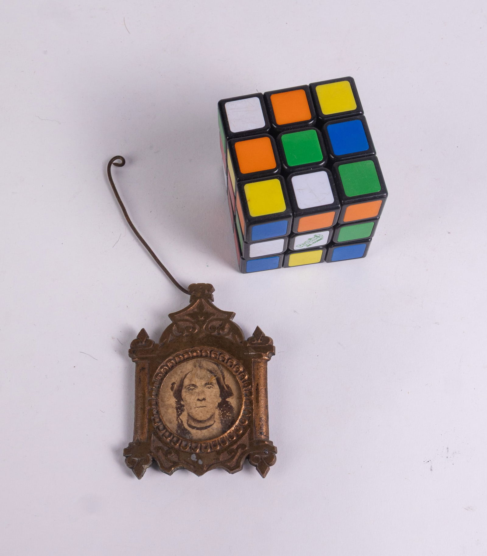 Antique Miniature Picture Frame w/ Portrait of Woman - 2