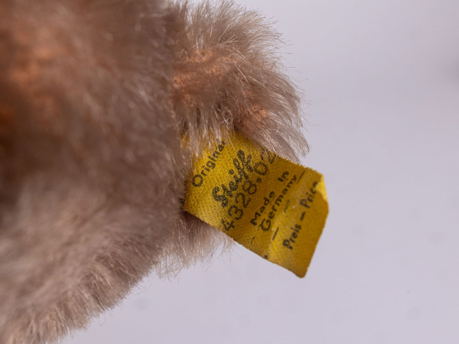 Steiff "Zooby" Light Brown 11" Teddy Bear with Ear Tag - 3