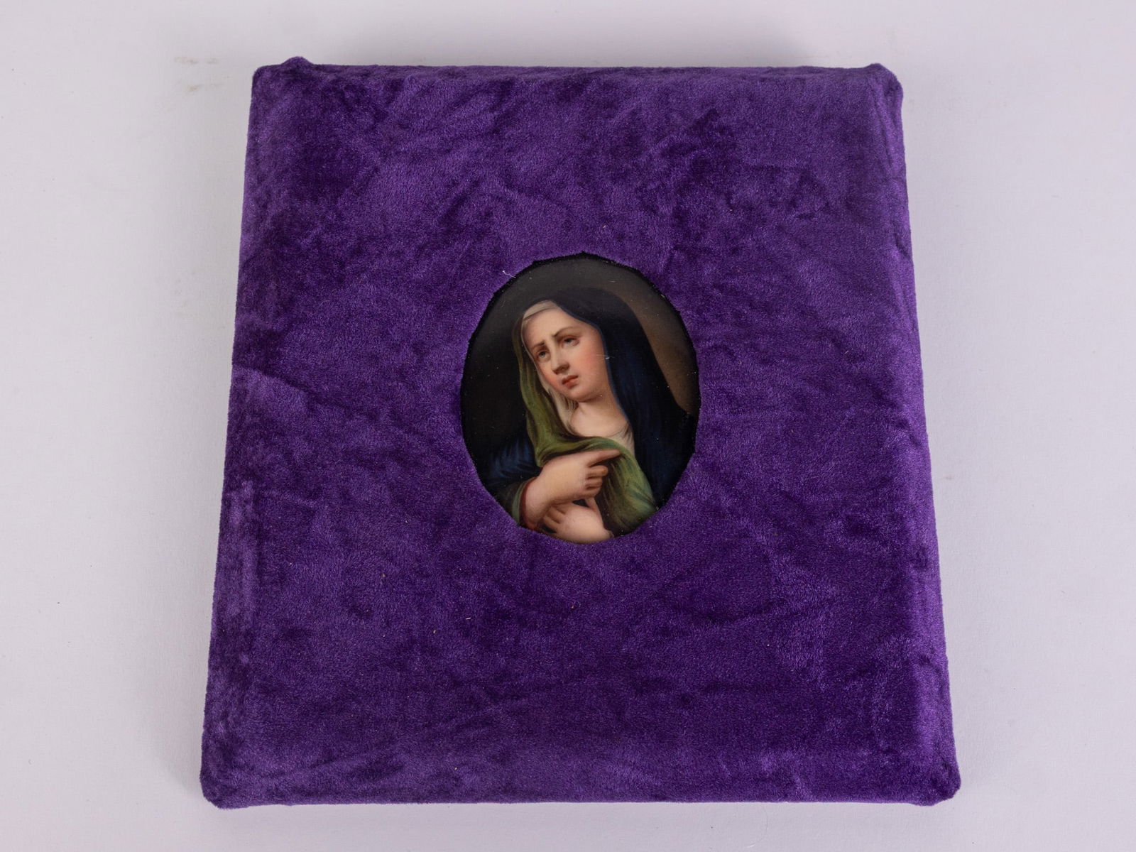 Velvet Framed Mater Dolorosa "Our Lady of Sorrows" Porcelain Portrait of Mary: Velvet Framed Mater Dolorosa "Our Lady of Sorrows" Porcelain Portrait of Mary Size 8" x 8" Literature Brooks Auction – Online Auction Terms & Conditions Contact: (856) 694-2960 | info@brooks.au
