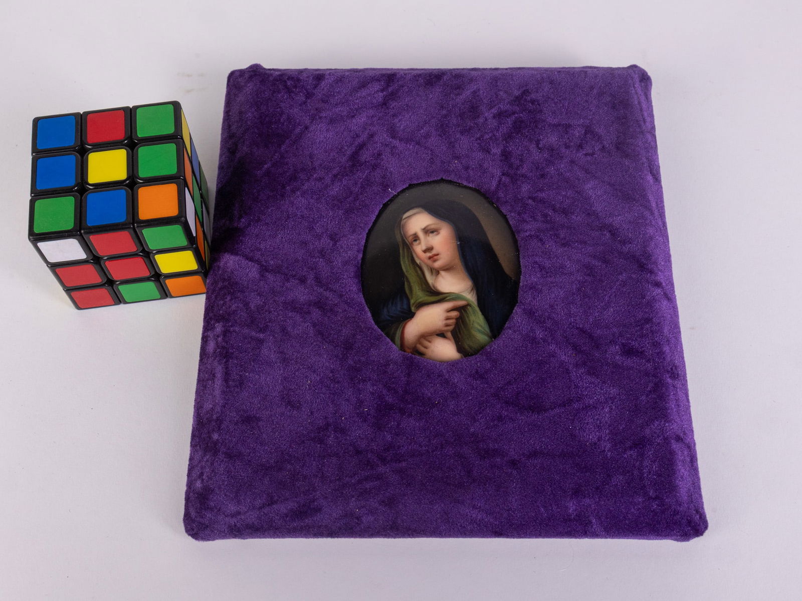 Velvet Framed Mater Dolorosa "Our Lady of Sorrows" Porcelain Portrait of Mary - 2