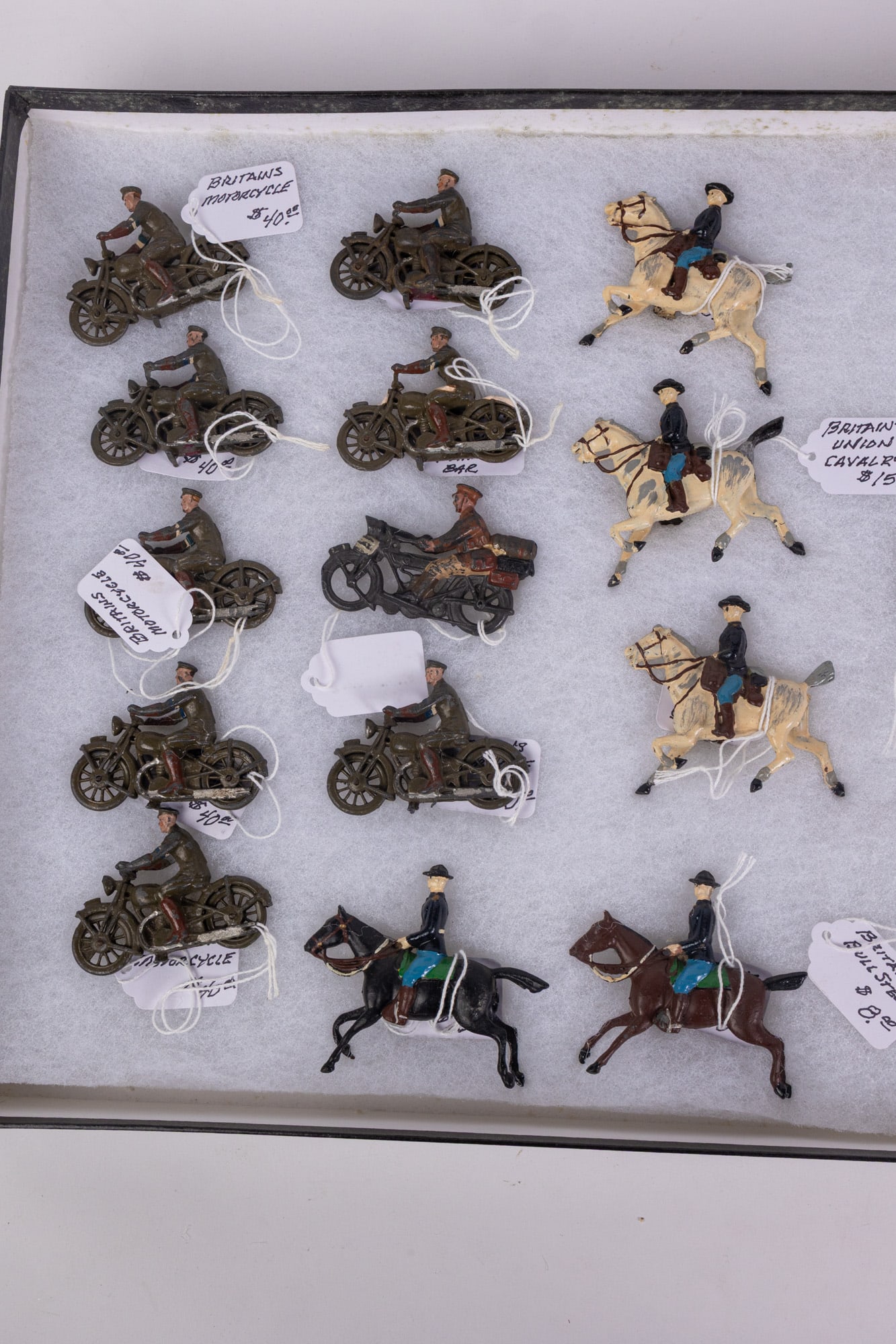 Large Grouping of Vintage & Antique Lead Figures in Display Case - 3