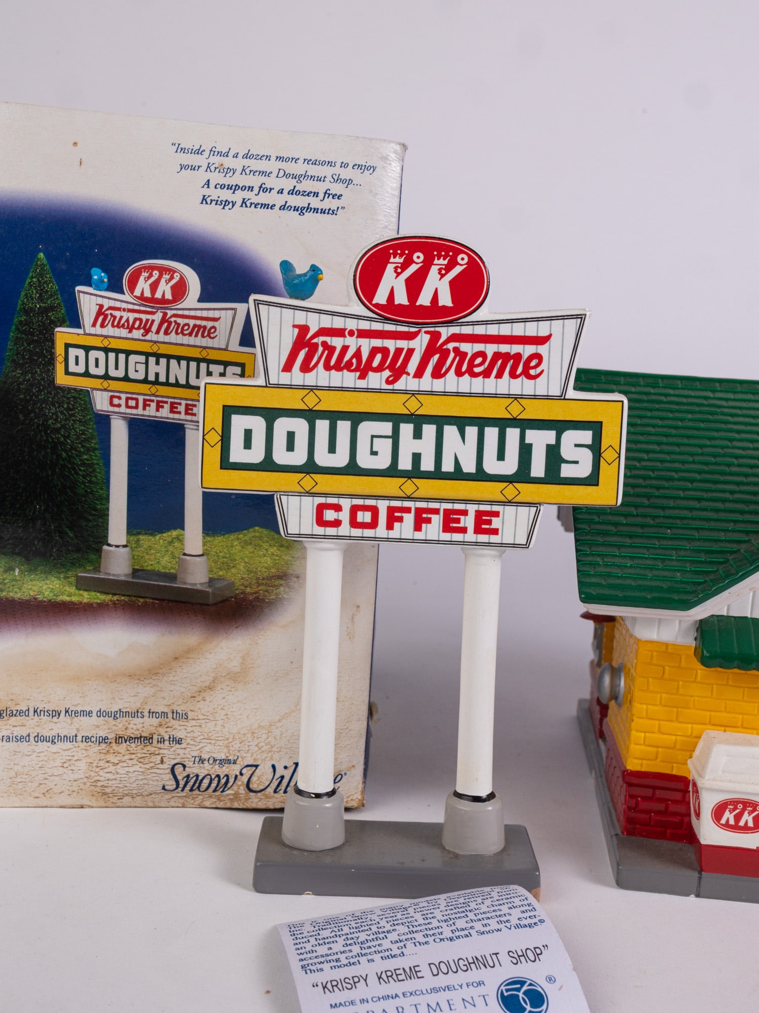 Department 56 Krispy Kreme Doughnut Shop - 5