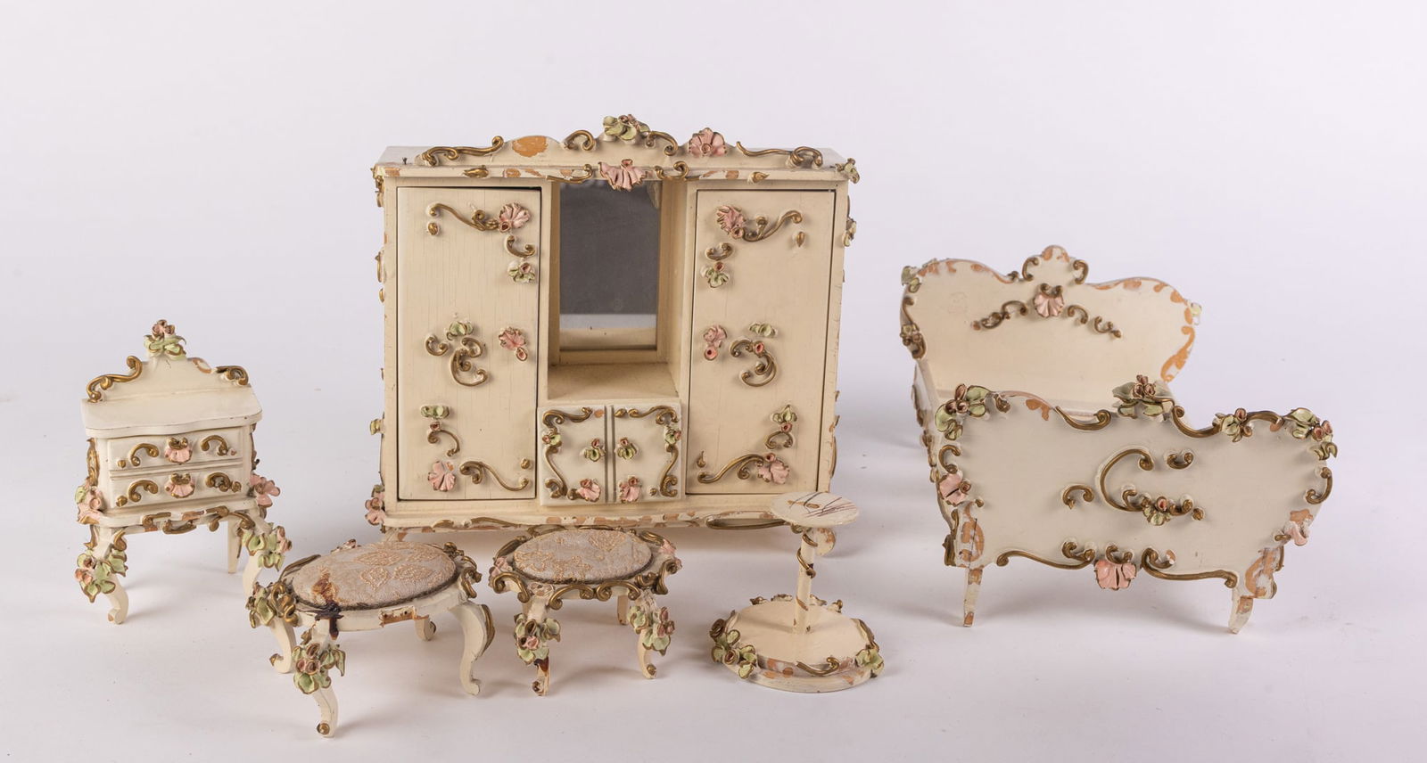 Six Piece Set of Puppen Möbel Spielwaren Early 20th Century Doll Furniture (1 of 7)