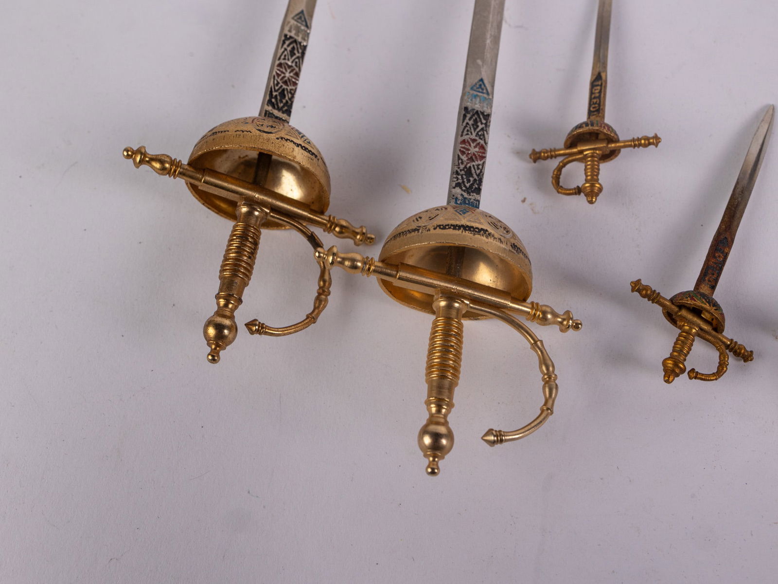 Vintage Toledo Spanish Damascene Coat of Arms & Miniature Swords - 3