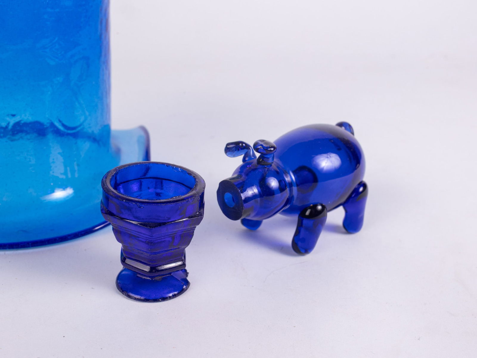 Grouping of Vintage & Antique Cobalt Glass & Whimsey Glass Articles - 5