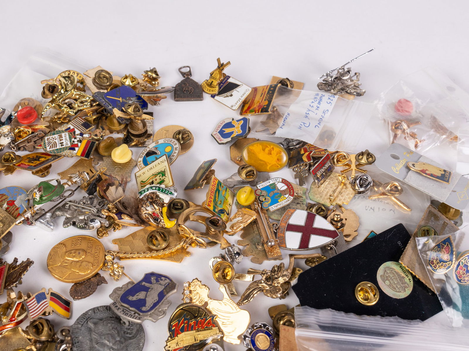 Large Lot of Vintage Enamel Pins - 5