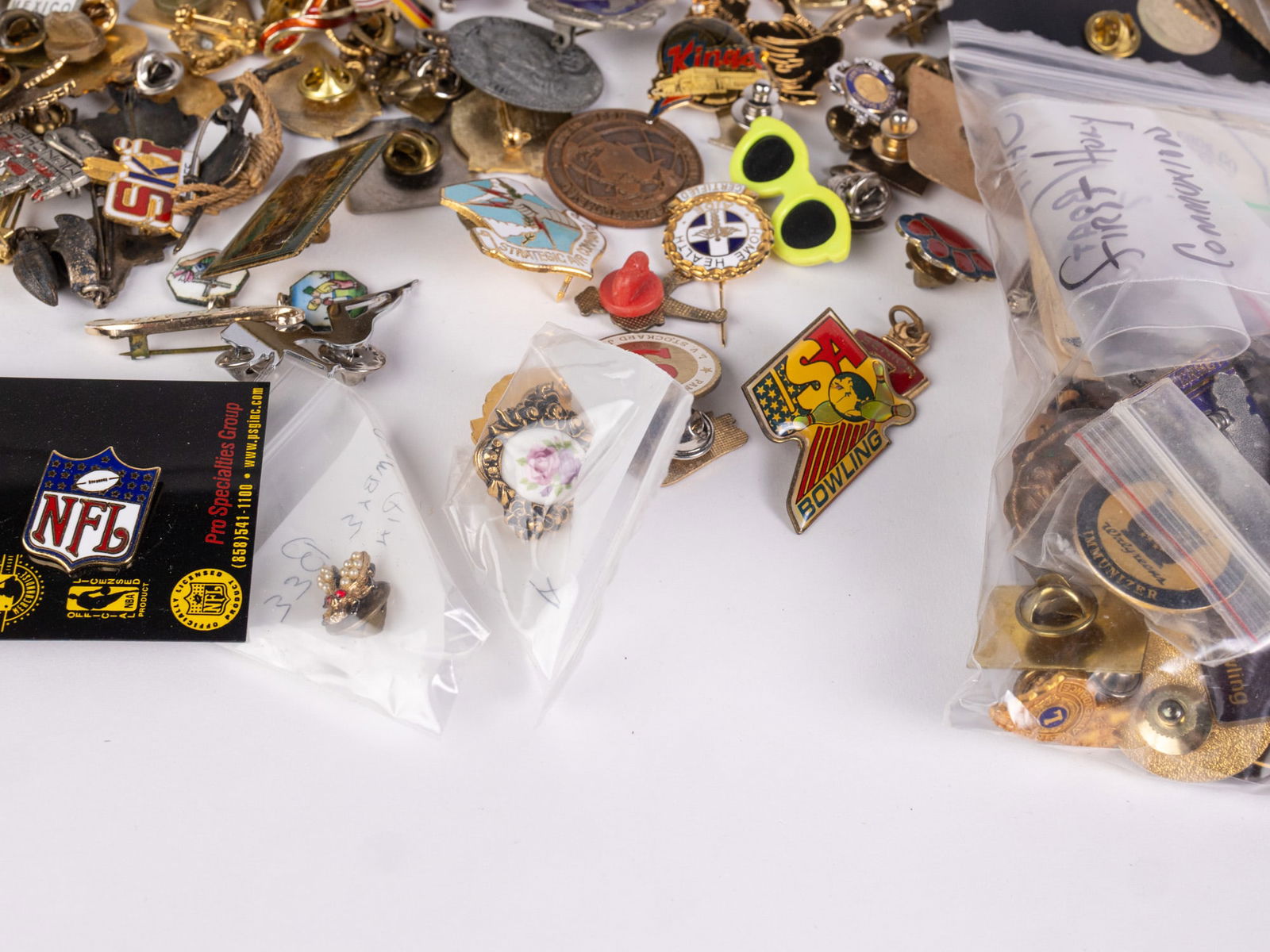 Large Lot of Vintage Enamel Pins - 7