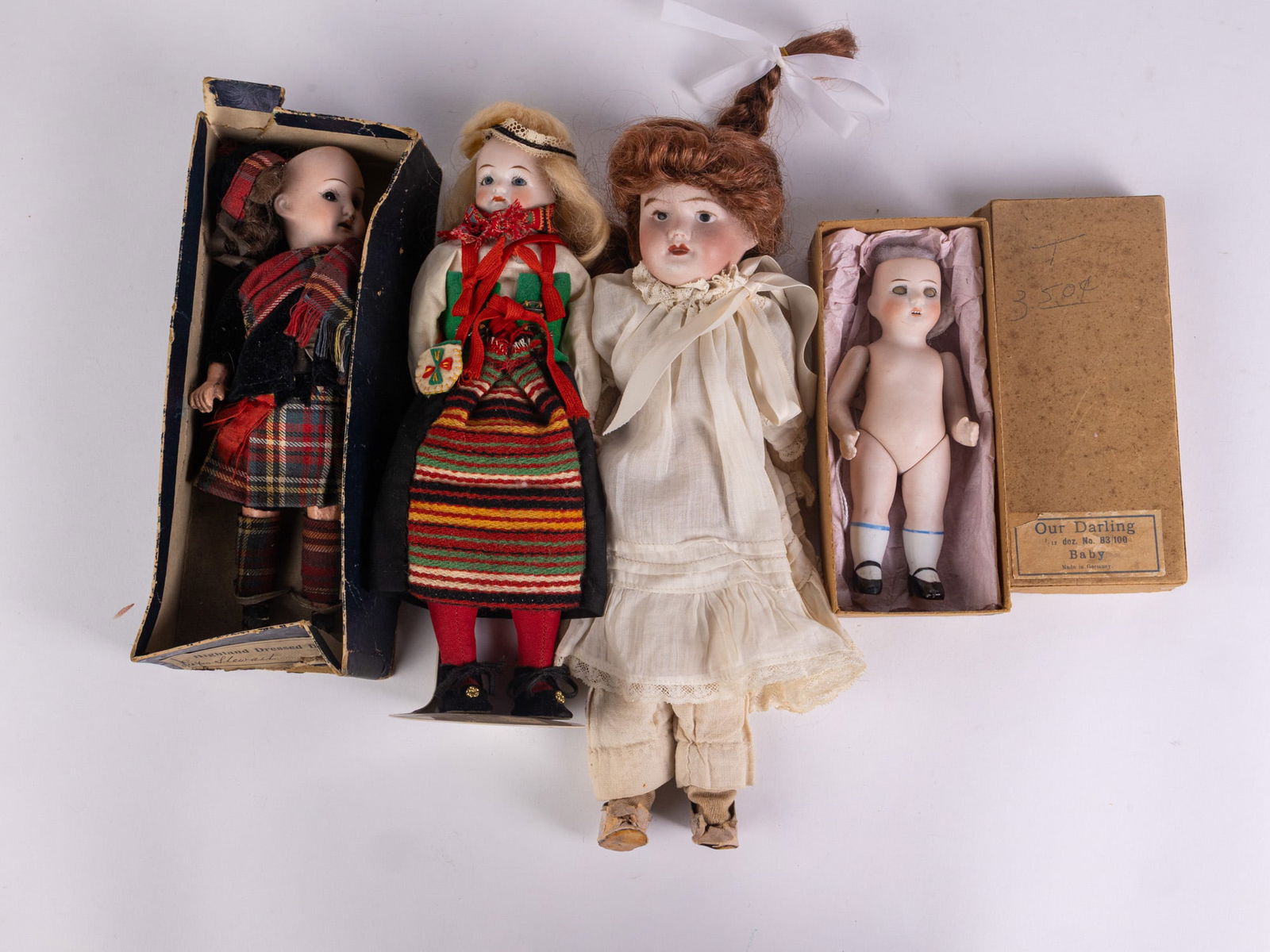Antique Porcelain Dolls Featuring S.F.B.J. Paris (1 of 7)