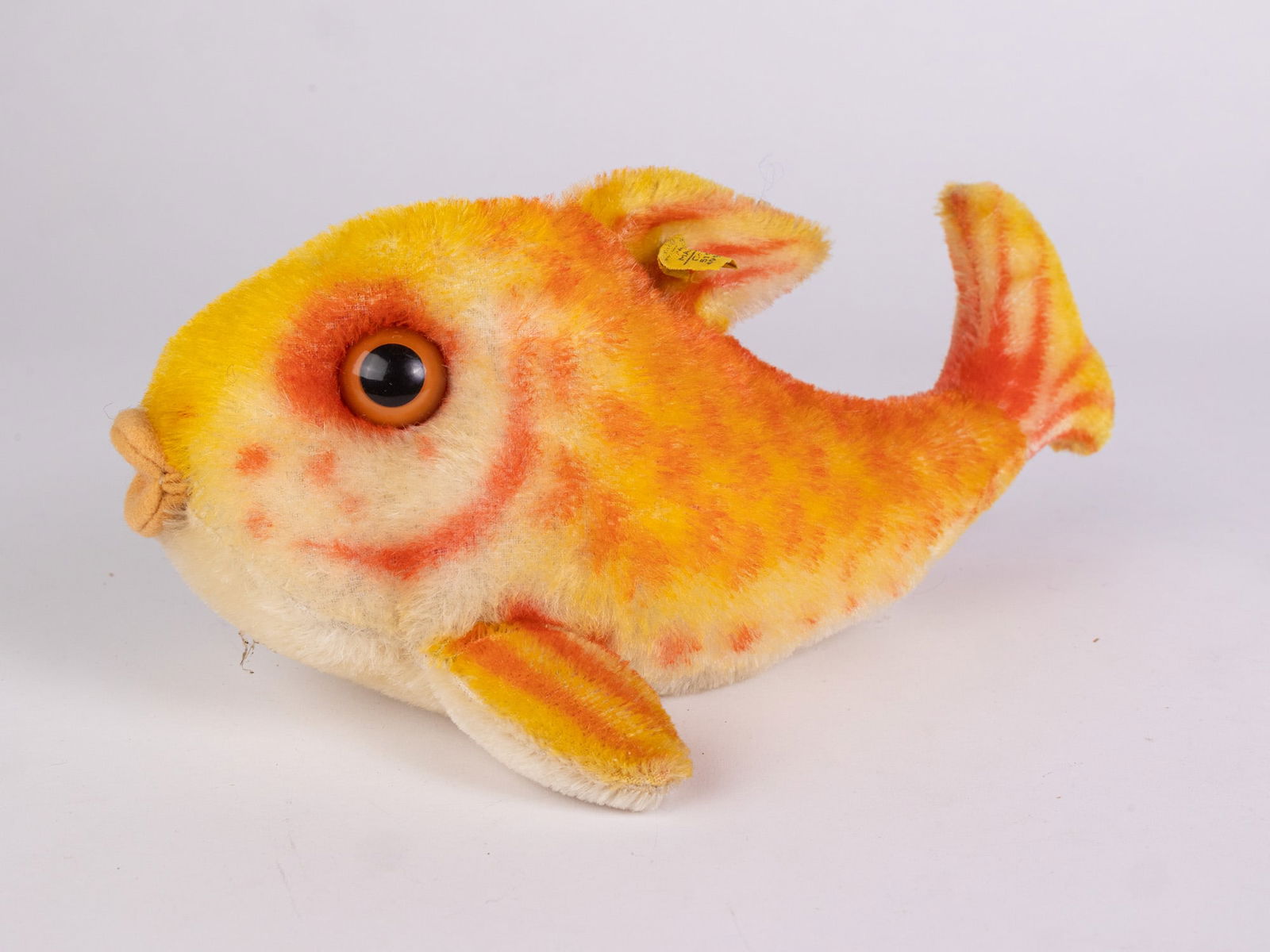 Steiff Vintage "Flossy" Goldfish Stuffed Animal (1 of 6)