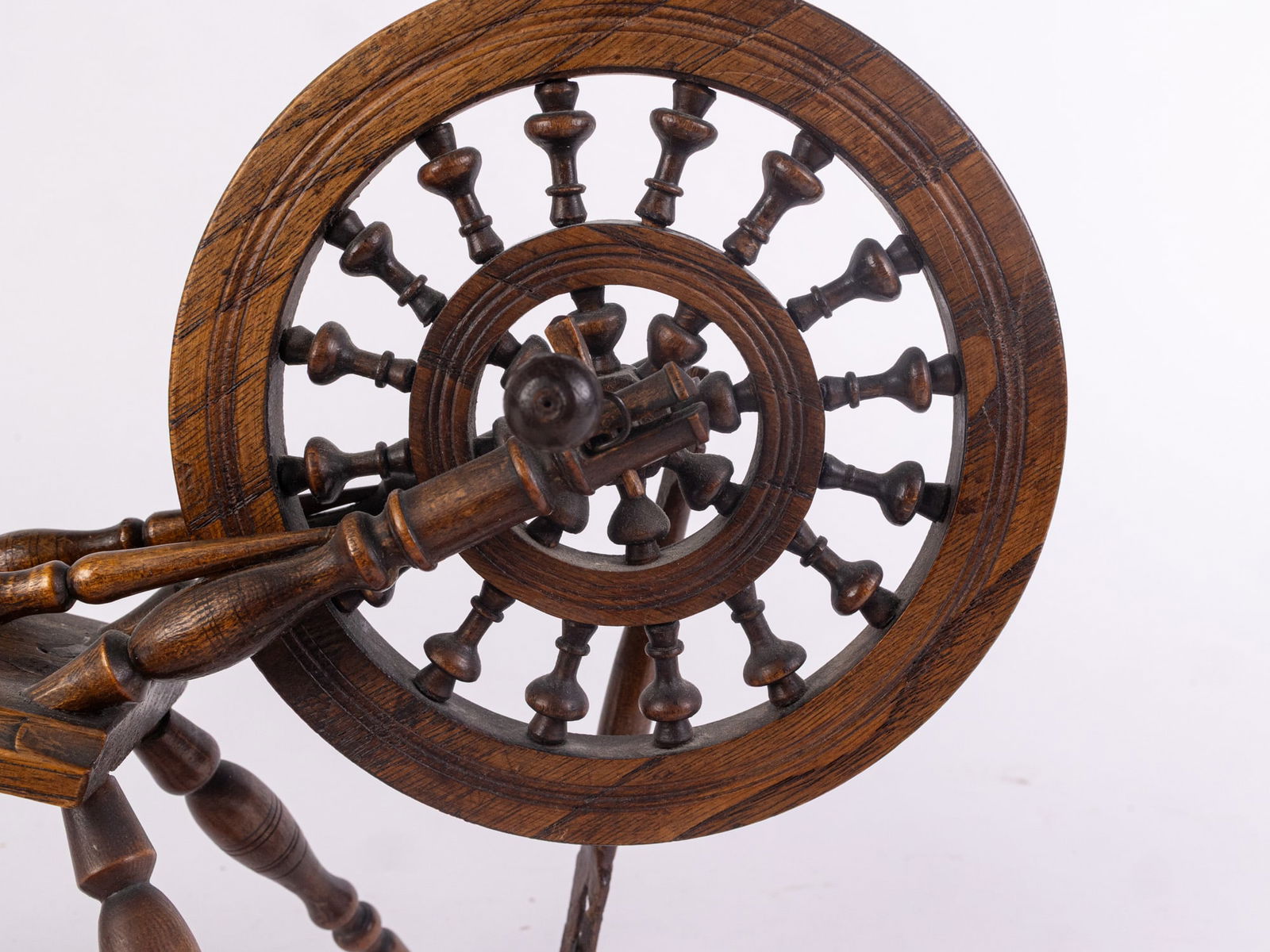 Vintage Doll Sized Spinning Wheel - 3
