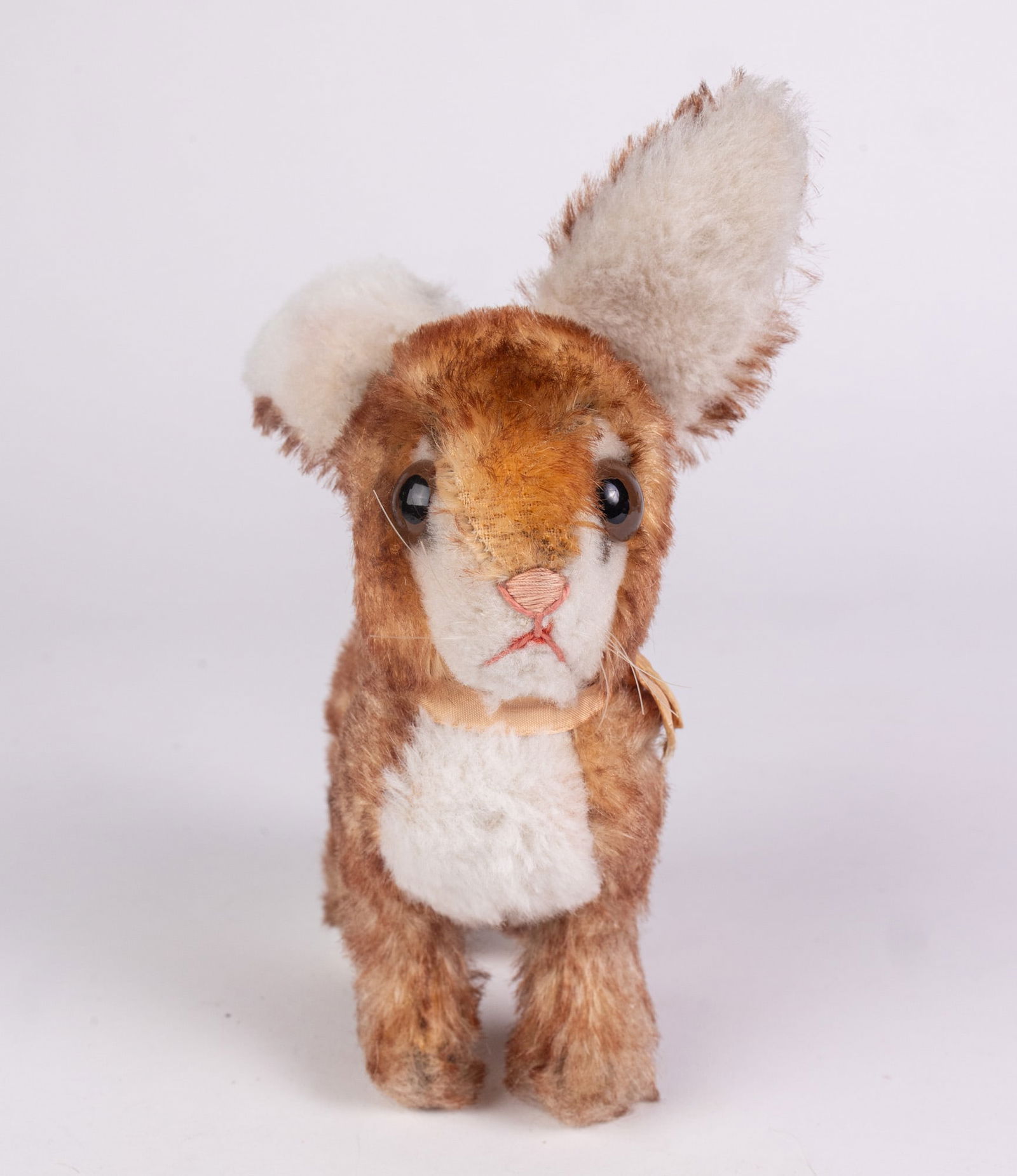 Steiff "Ossi" 8" Rabbit Stuffed Animal - 3