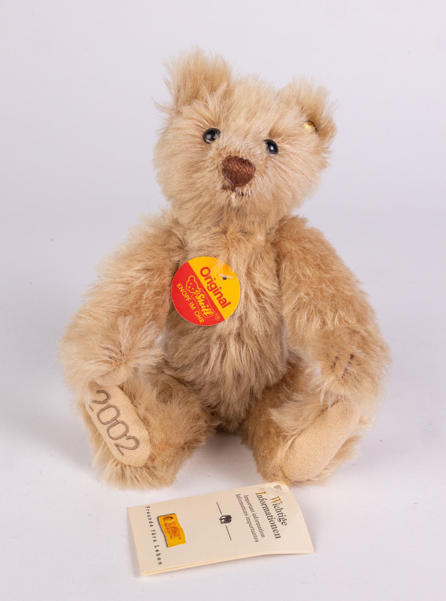 Steiff Original 8" Teddy Bear 2002 (1 of 5)