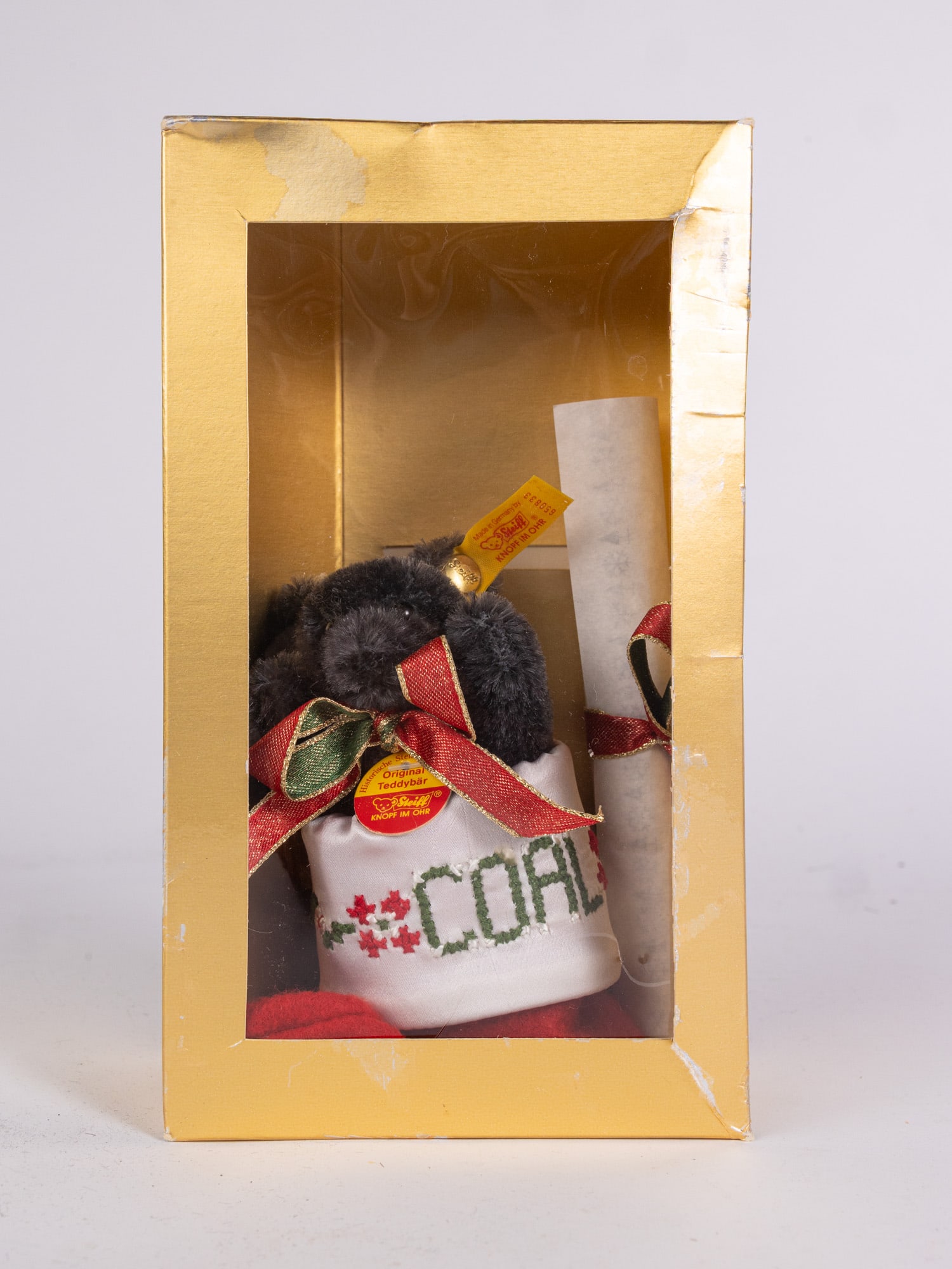 Steiff "Coal" Collectible Tree Ornament: Steiff "Coal" Collectible Tree OrnamentSize7.5" x 4.5" x 2"LiteratureBrooks Auction – Online Auction Terms & Conditions Contact: (856) 694-2960 | info@brooks.auction READ BEFORE YOU BID: We