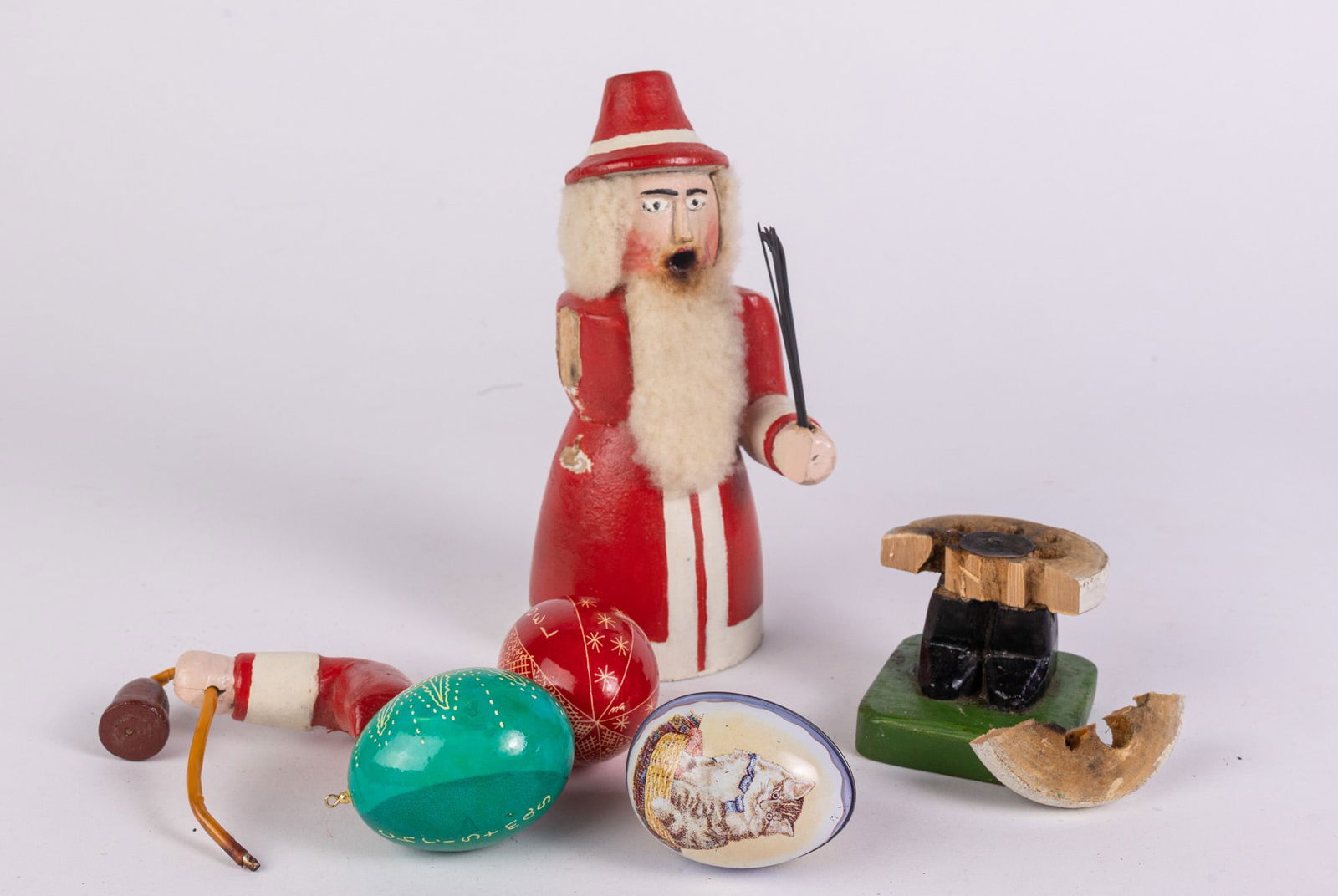 Vintage Christmas Items Featuring German Wooden Santa Figure (1 of 5)