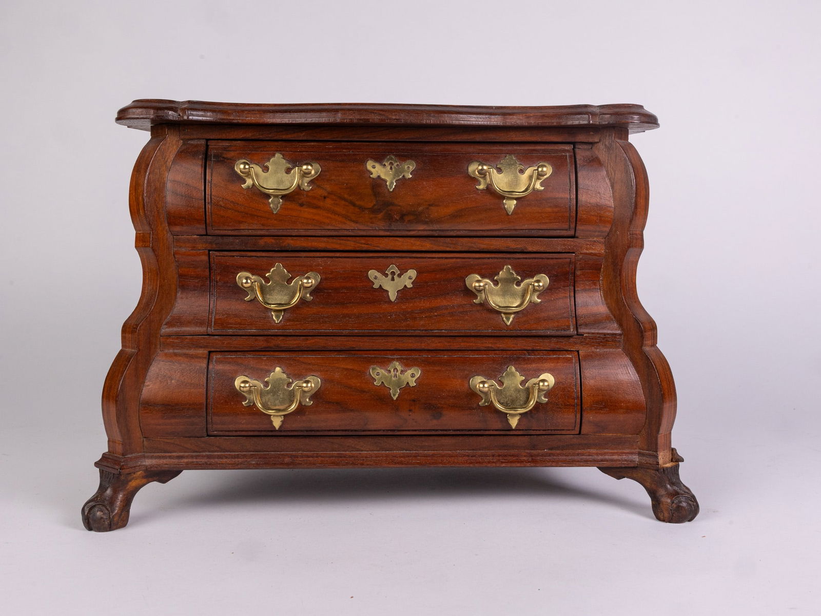 Vintage Miniature Salesman Sample Mahogany Bombe Chest (1 of 5)