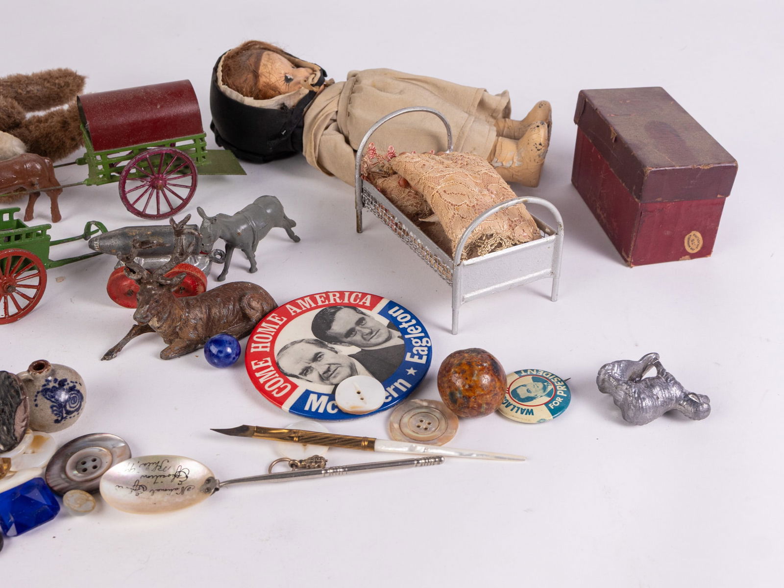 Vintage & Antique Assortment of Toys, Games & Misc Articles - 5