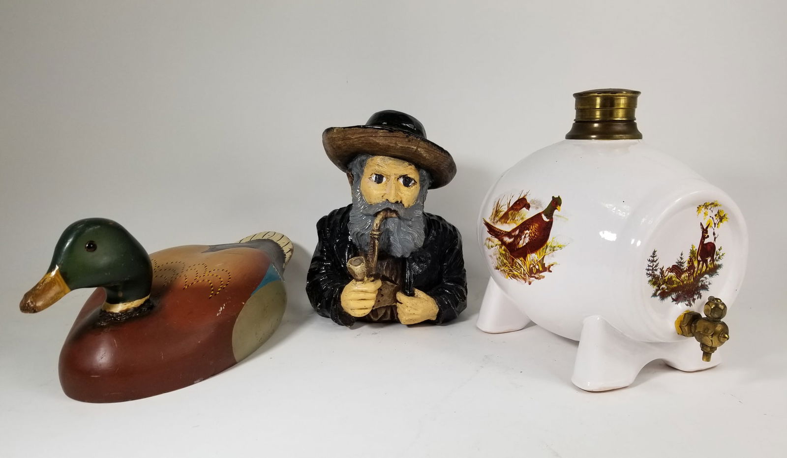 Three Pieces of Rustic Country Cabin Decor (1 of 3)