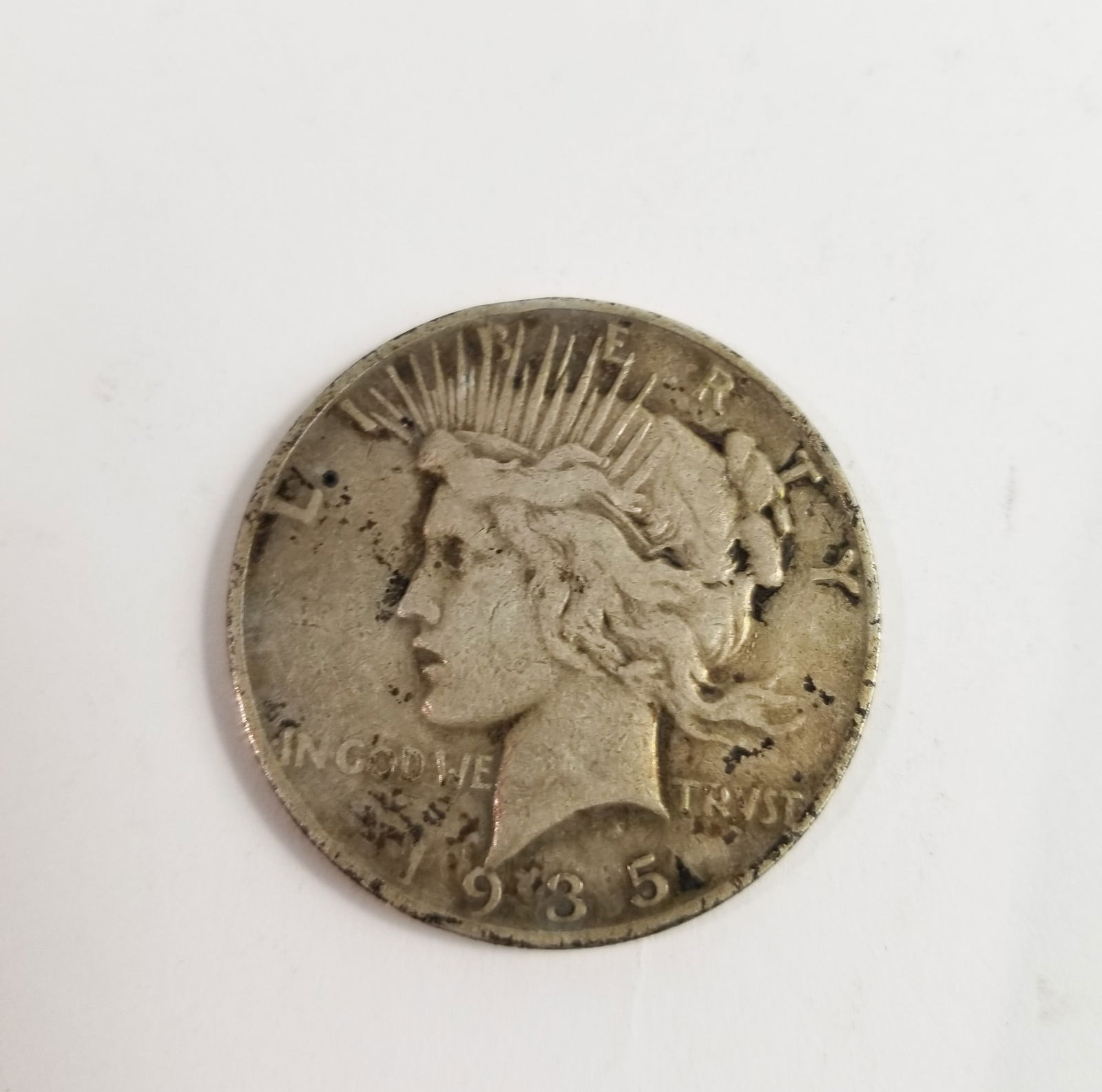 1935 Peace Silver Dollar (1 of 2)