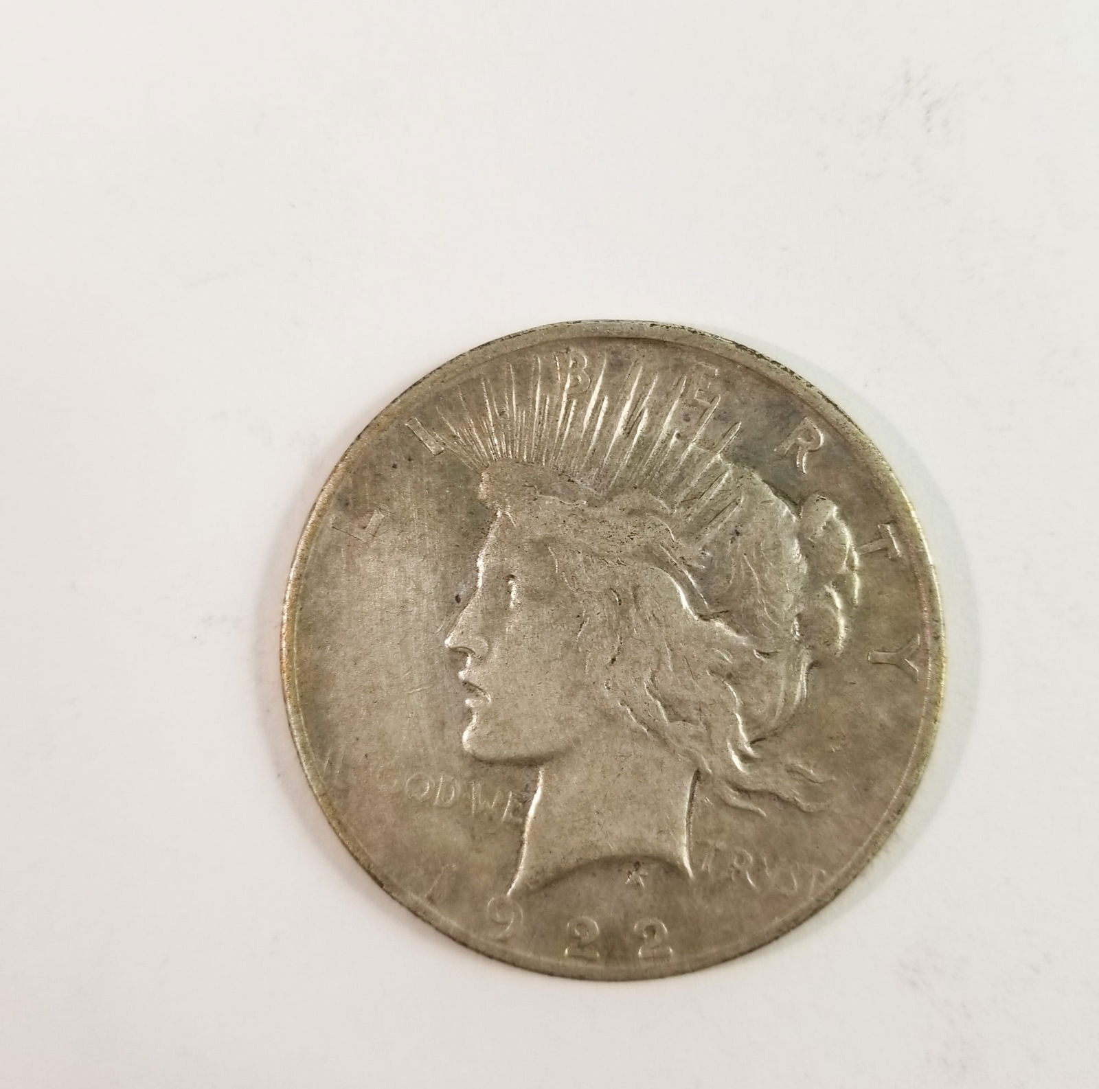 1922 Peace Silver Dollar (1 of 2)