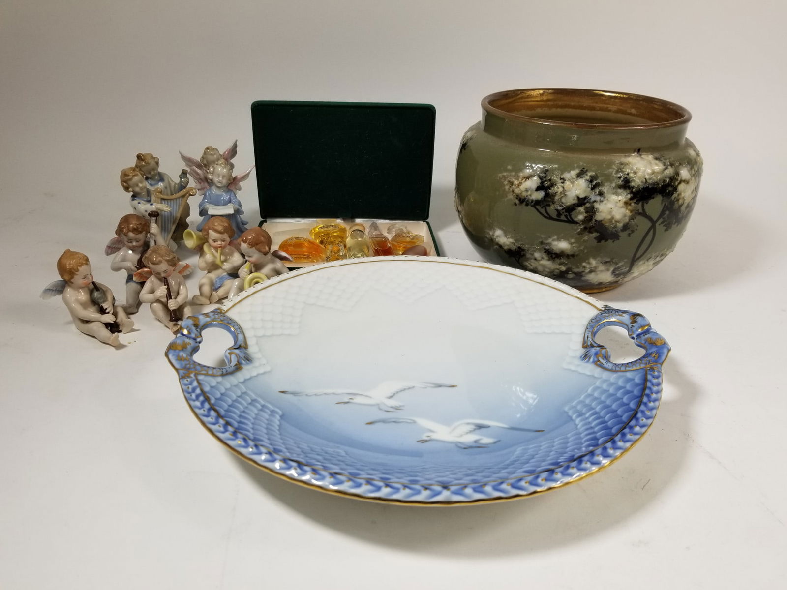 Porcelain Decor Assortment Lot (1 of 5)