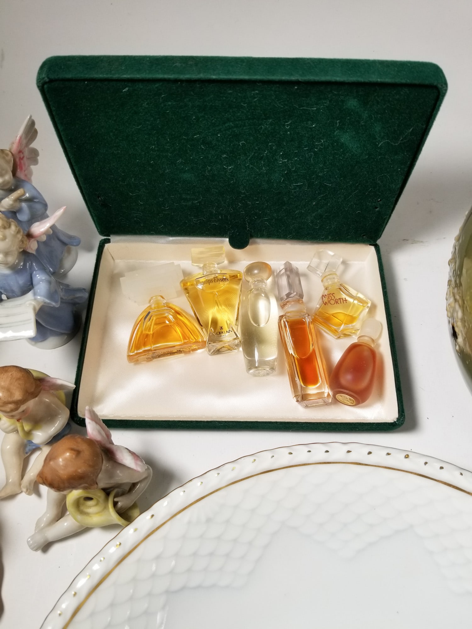 Porcelain Decor Assortment Lot - 3