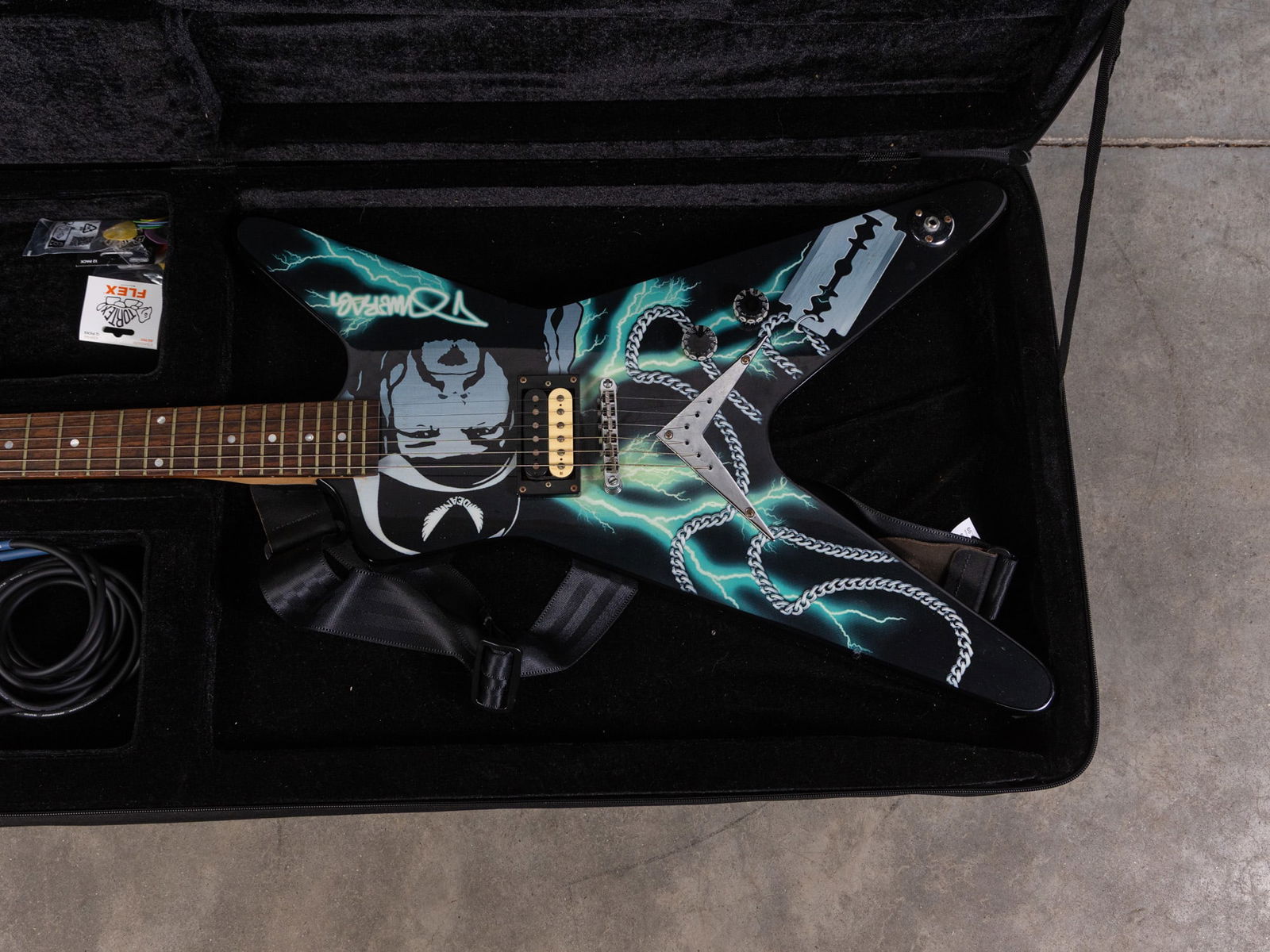 Dean Dimebag Darrell Tribute Electric Guitar - 2