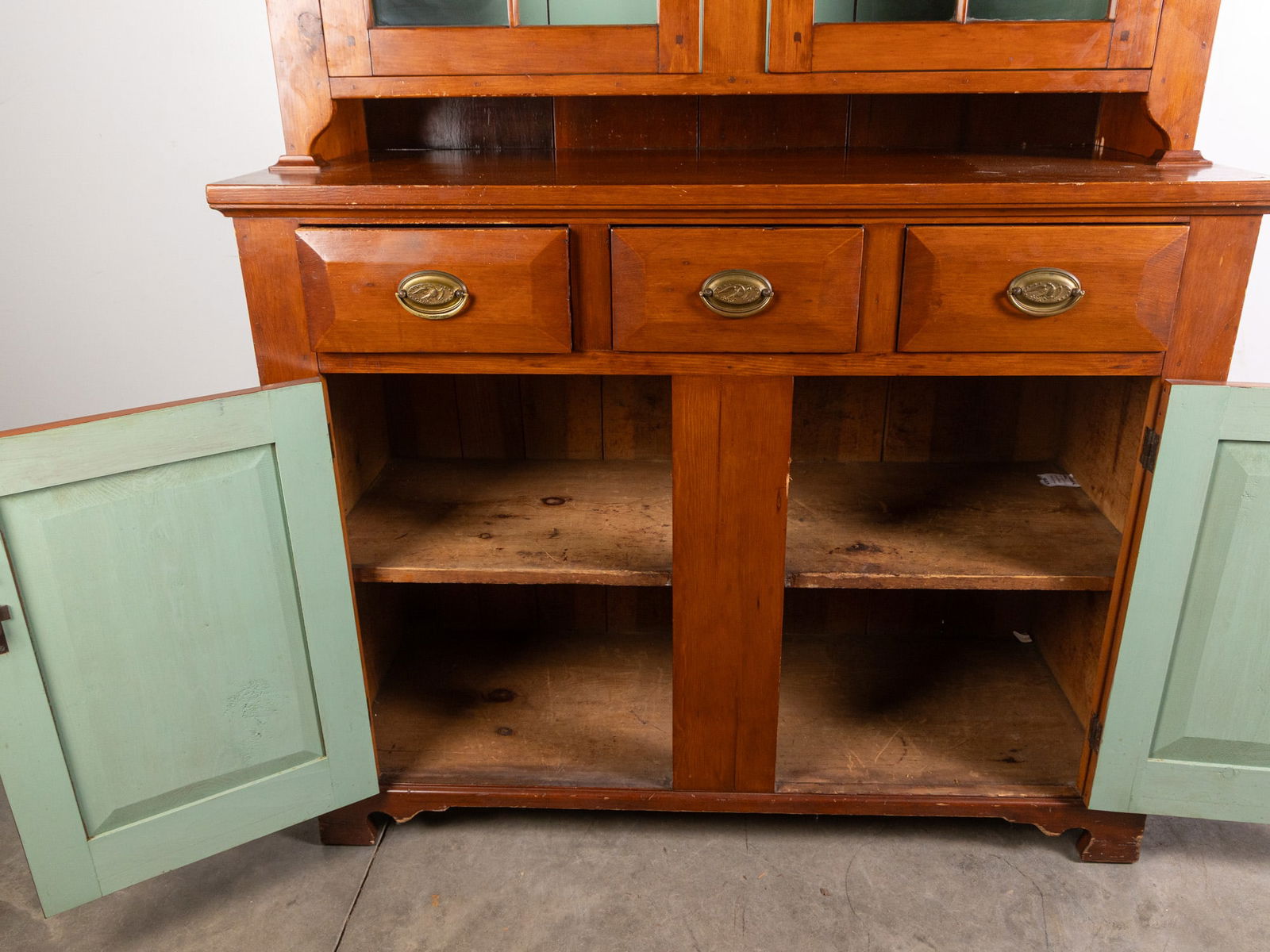 Antique Early Dutch Cupboard - 9