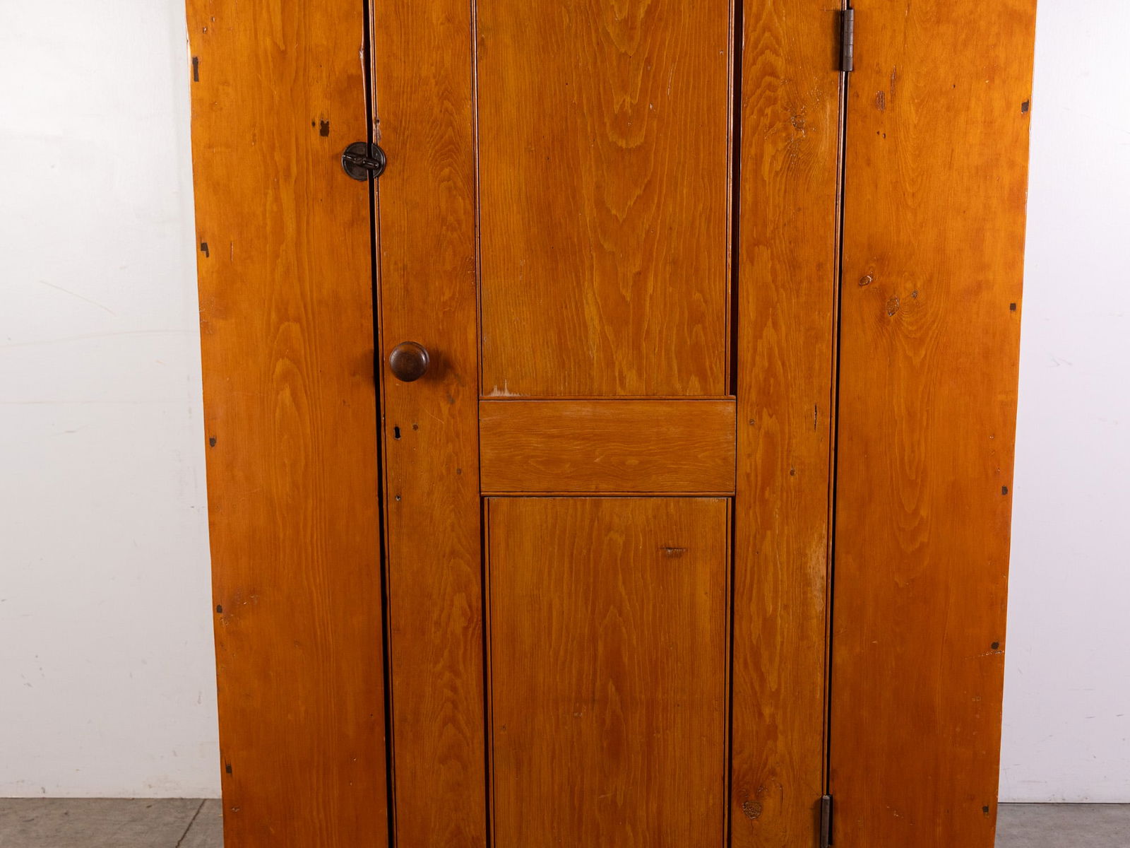 Antique Early Primitive Wardrobe Cupboard - 3