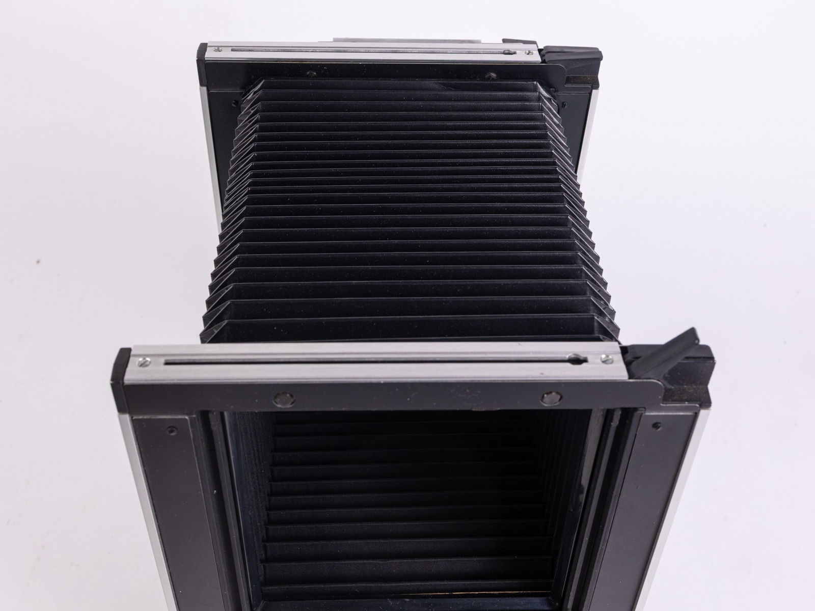 Sinar F 4x5 w/ 150mm Rodenstock Sironar F/5.6 Lens w/ Accessories - 11