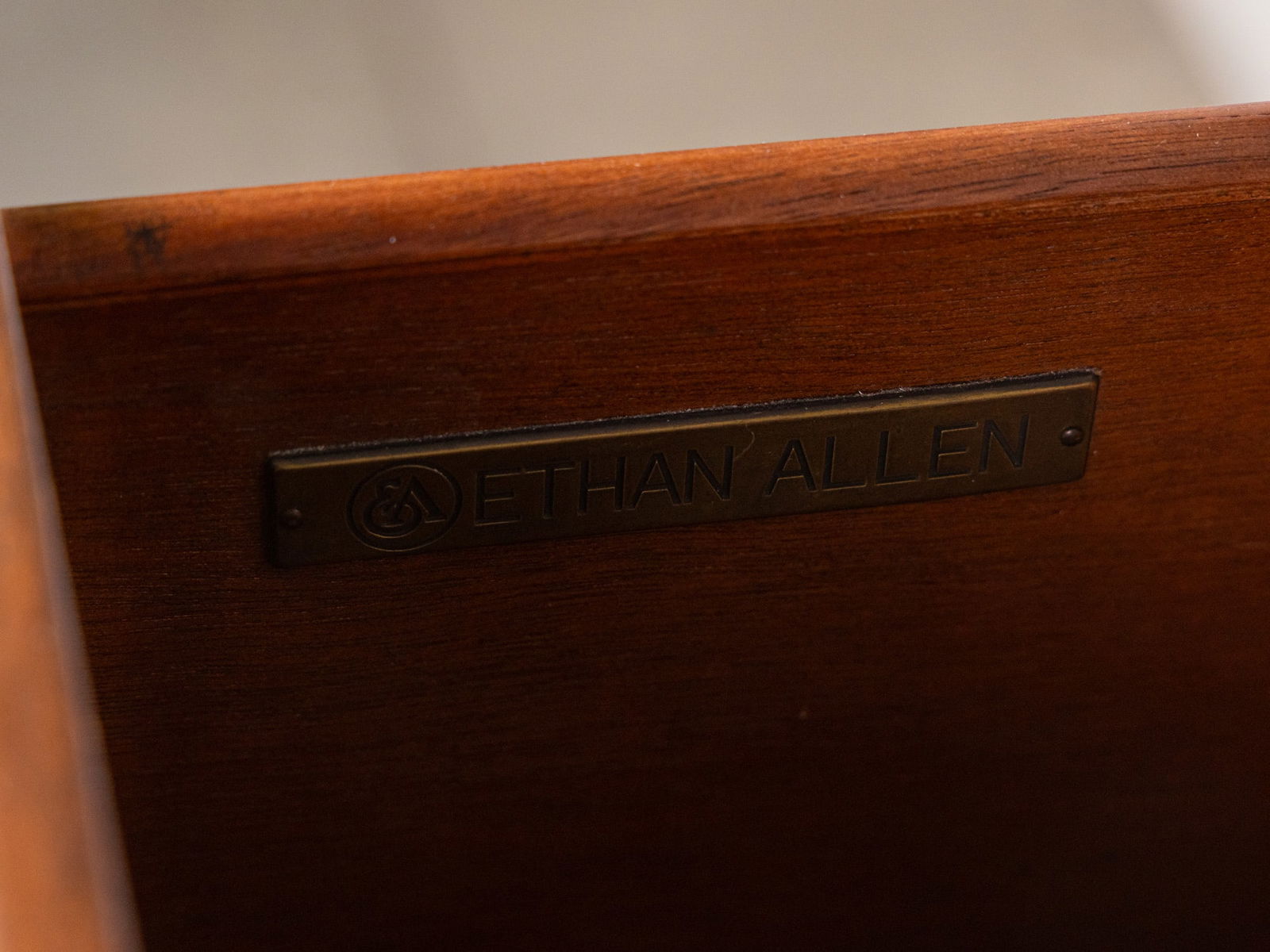 Ethan Allen "Tuscany" Paint Decorated Serpentine Bombe Chest - 5