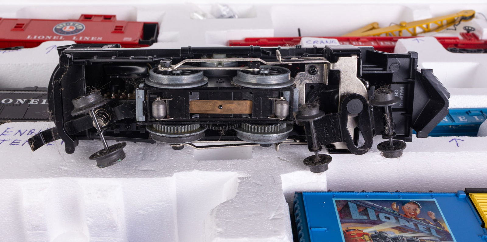 Lionel Lines Classic Freight 6-30070 O Gauge Train Set IOB - 8