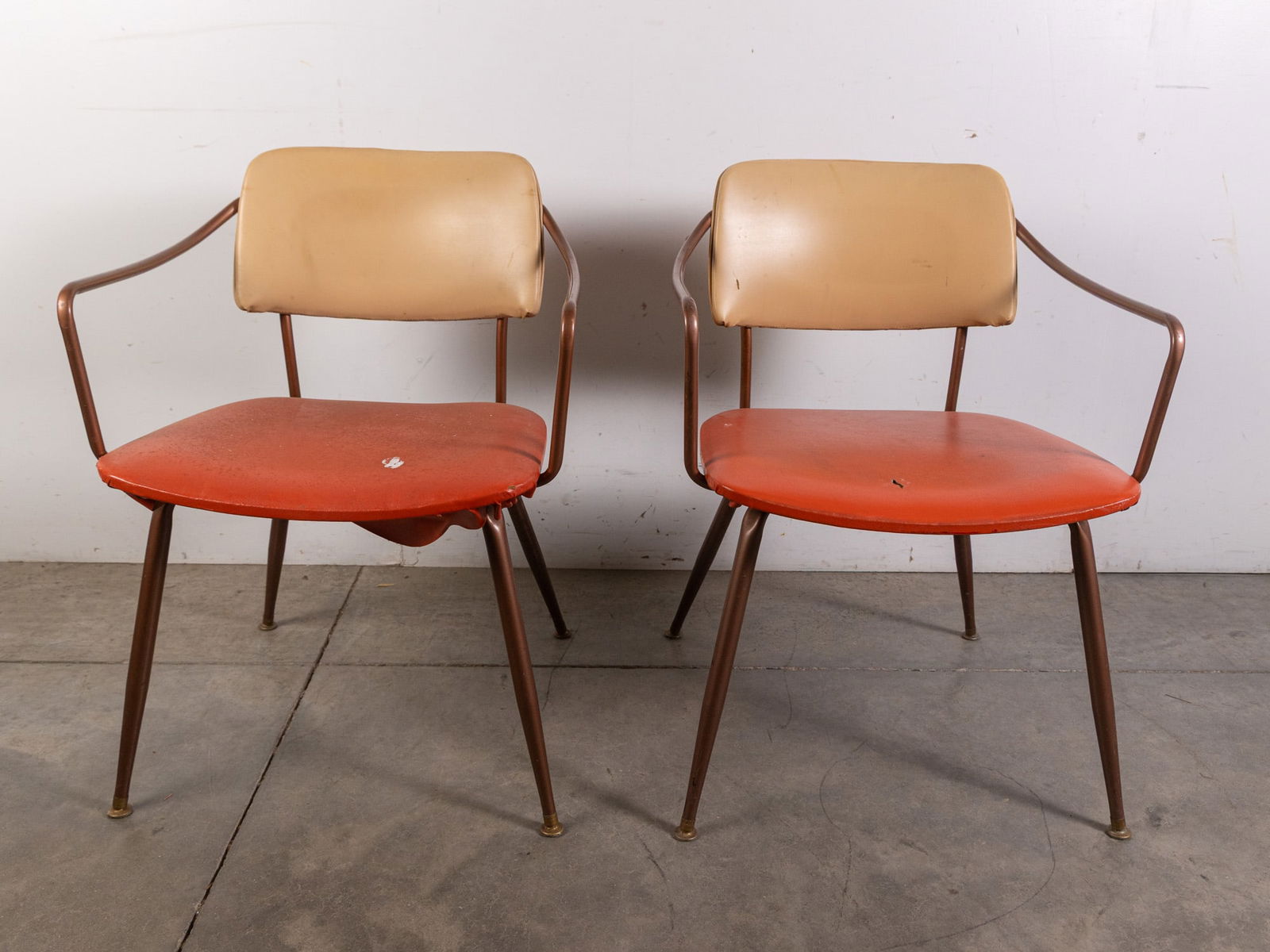 Viko Furniture Corp. Vintage MCM Pair of Dining Chairs: Viko Furniture Corp. Vintage MCM Pair of Dining ChairsSize29" x 22" x 19"LiteratureBrooks Auction – Online Auction Terms & Conditions Contact: (856) 694-2960 | info@brooks.auction READ BEFORE