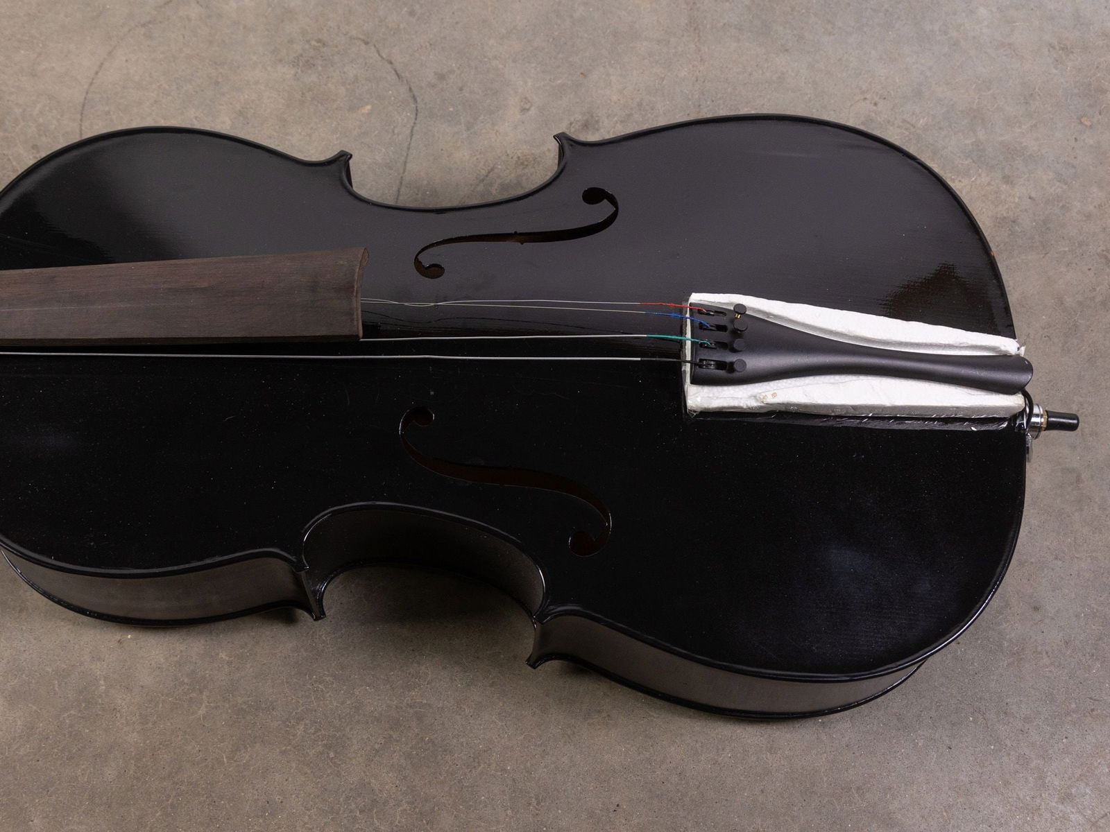 Black Cello in Structured Soft Case - 8