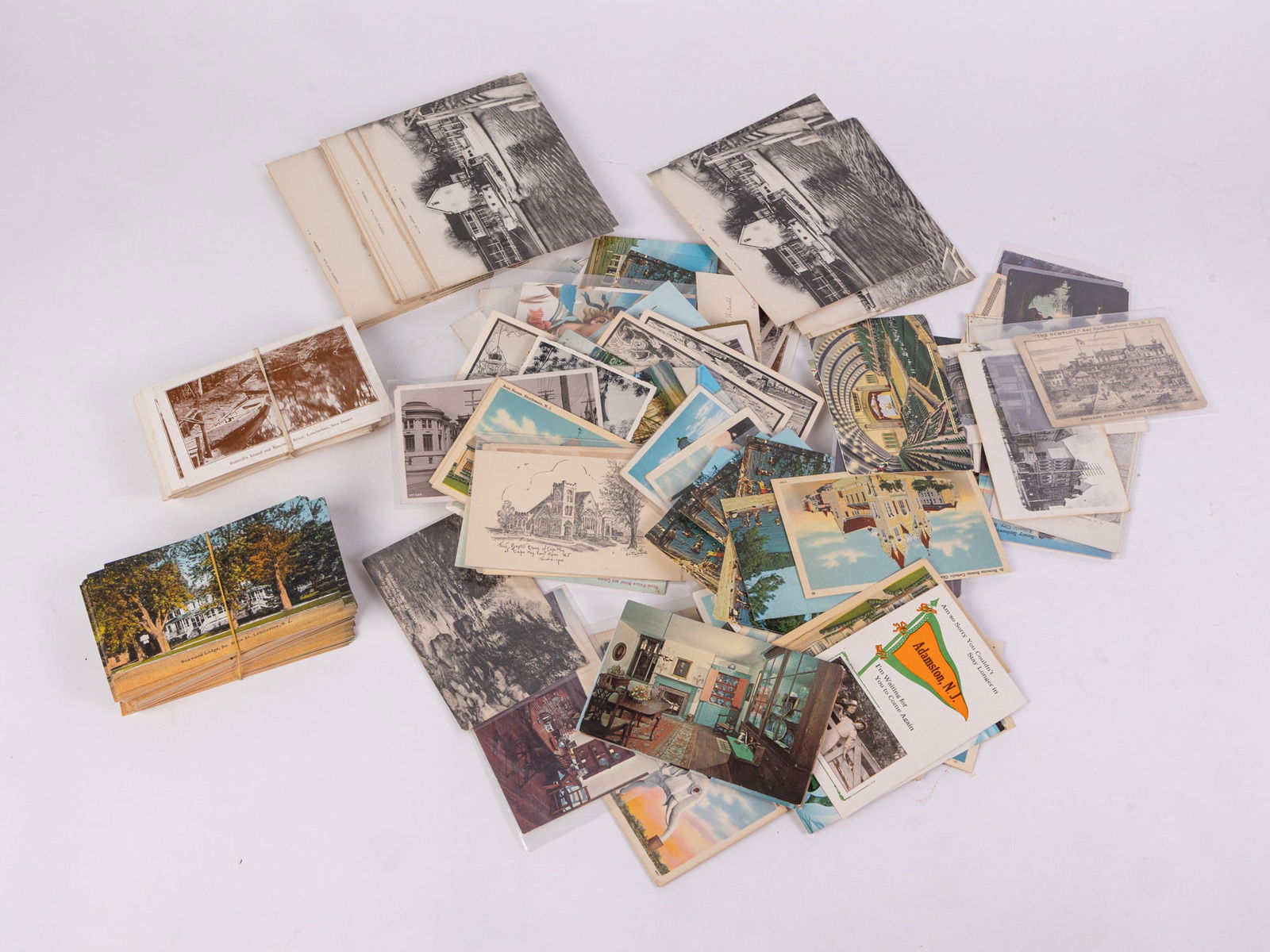 Lot of Vintage and Antique New Jersey Postcards and Ephemera (1 of 9)